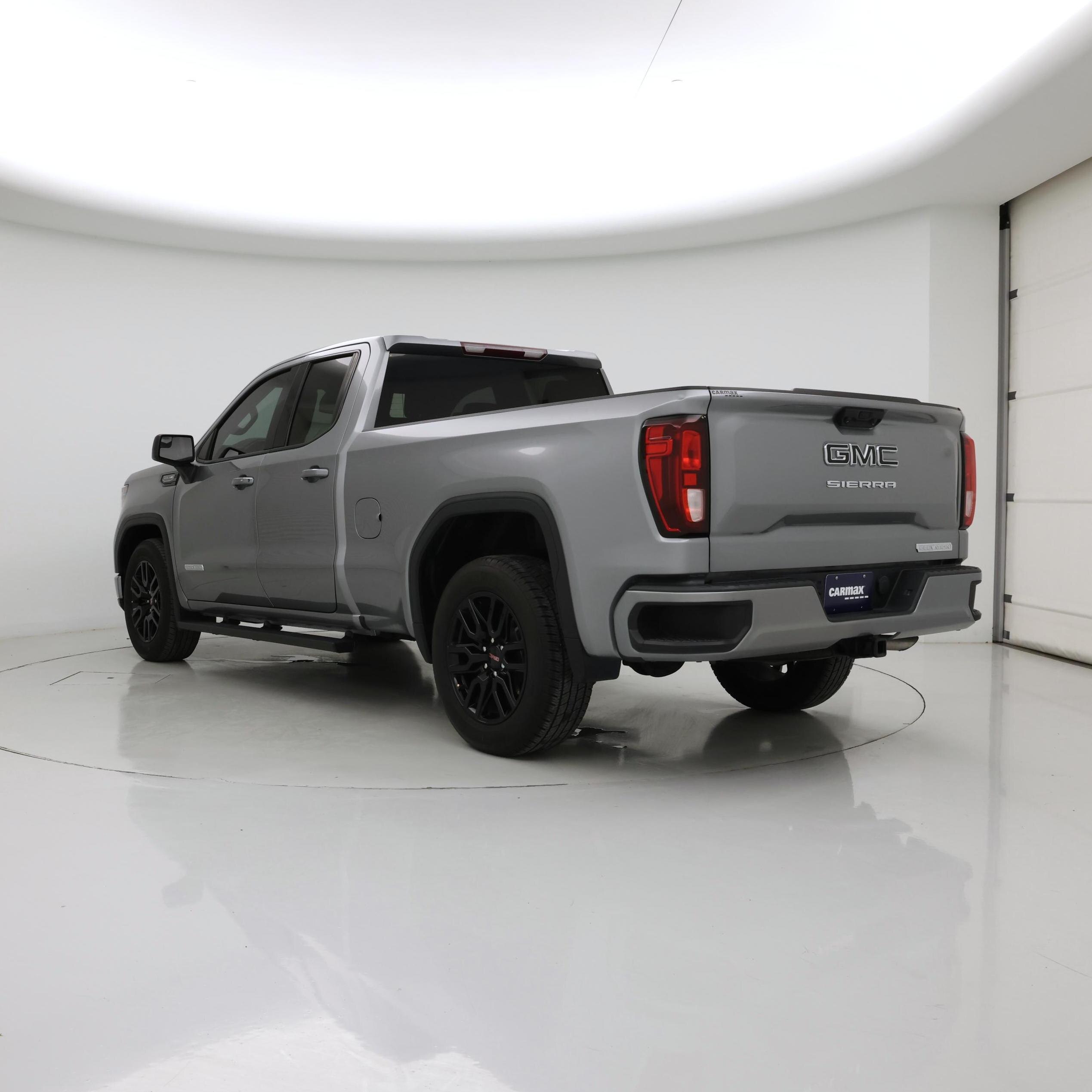 Thumbnail: 2023 GMC Sierra 1500 - 2