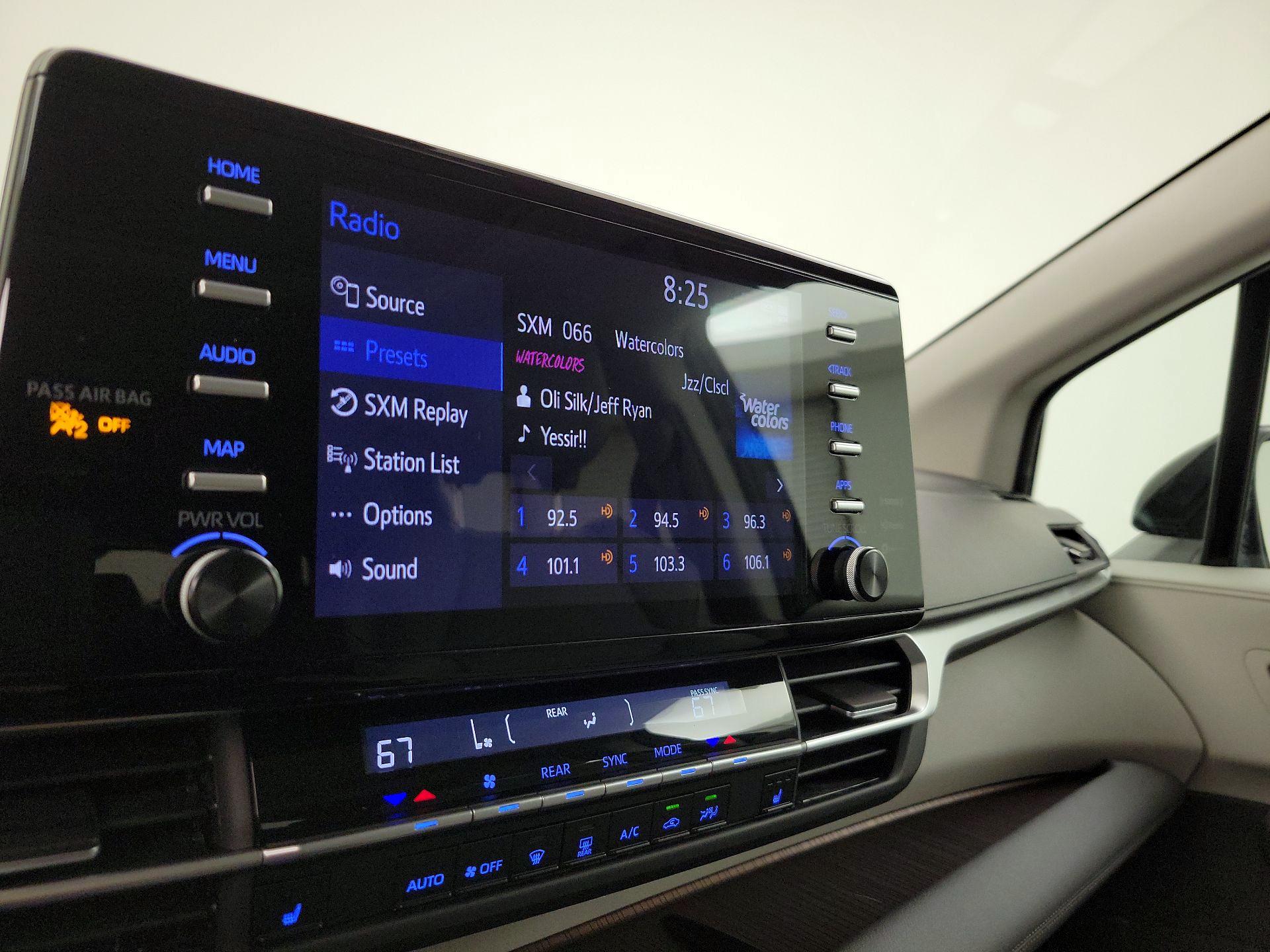 Thumbnail: 2024 Toyota Sienna - 15