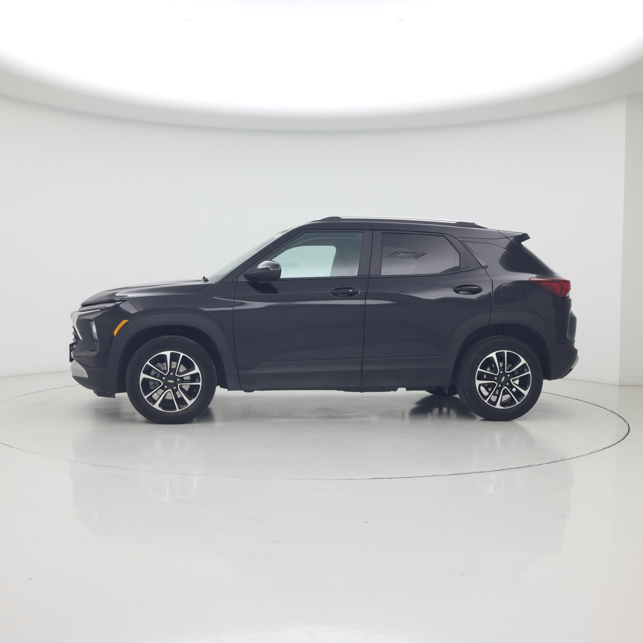Thumbnail: 2025 Chevrolet TrailBlazer - 3