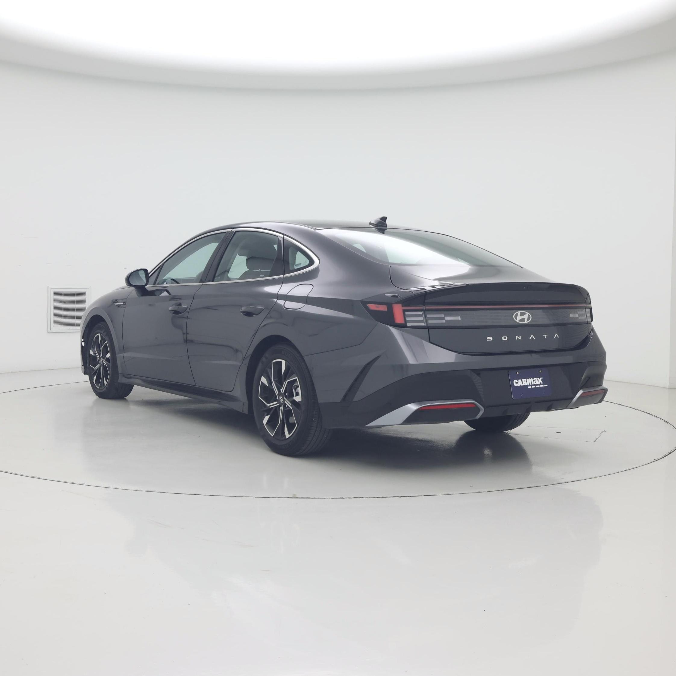 Thumbnail: 2025 Hyundai Sonata - 2