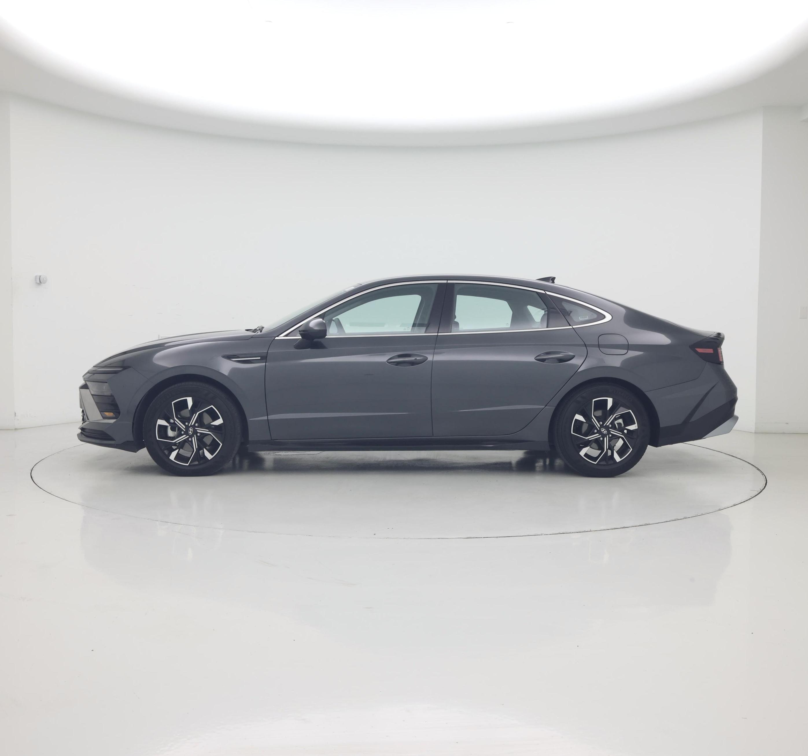 Thumbnail: 2025 Hyundai Sonata - 3