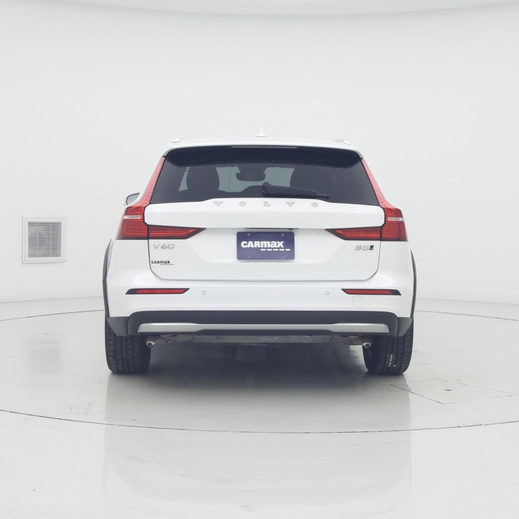 Thumbnail: 2025 Volvo S60 - 6