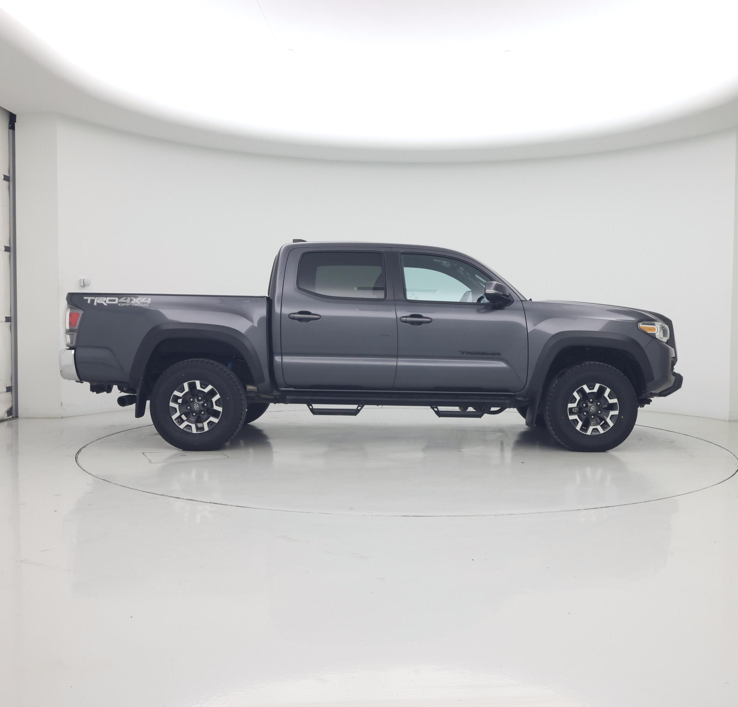 Thumbnail: 2020 Toyota Tacoma - 7