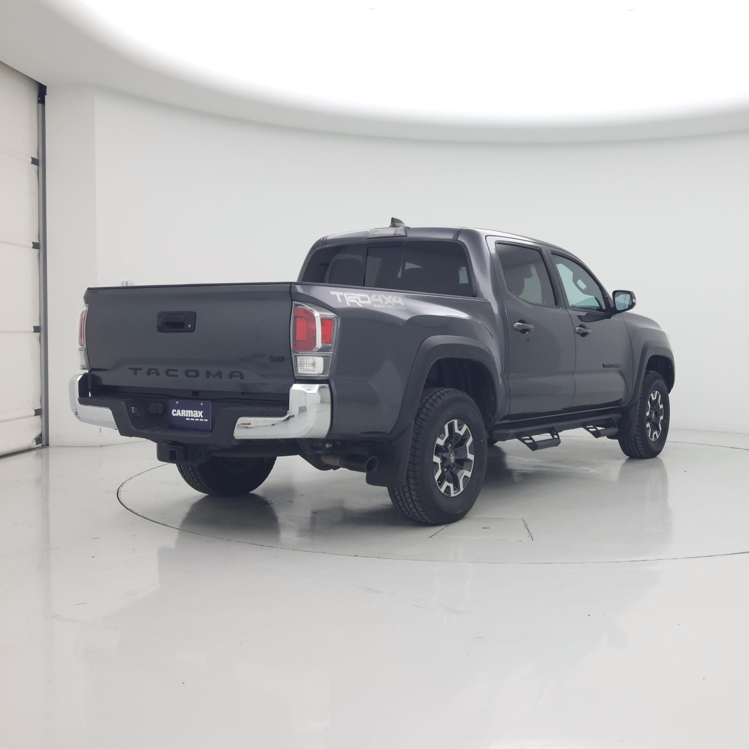 Thumbnail: 2020 Toyota Tacoma - 8
