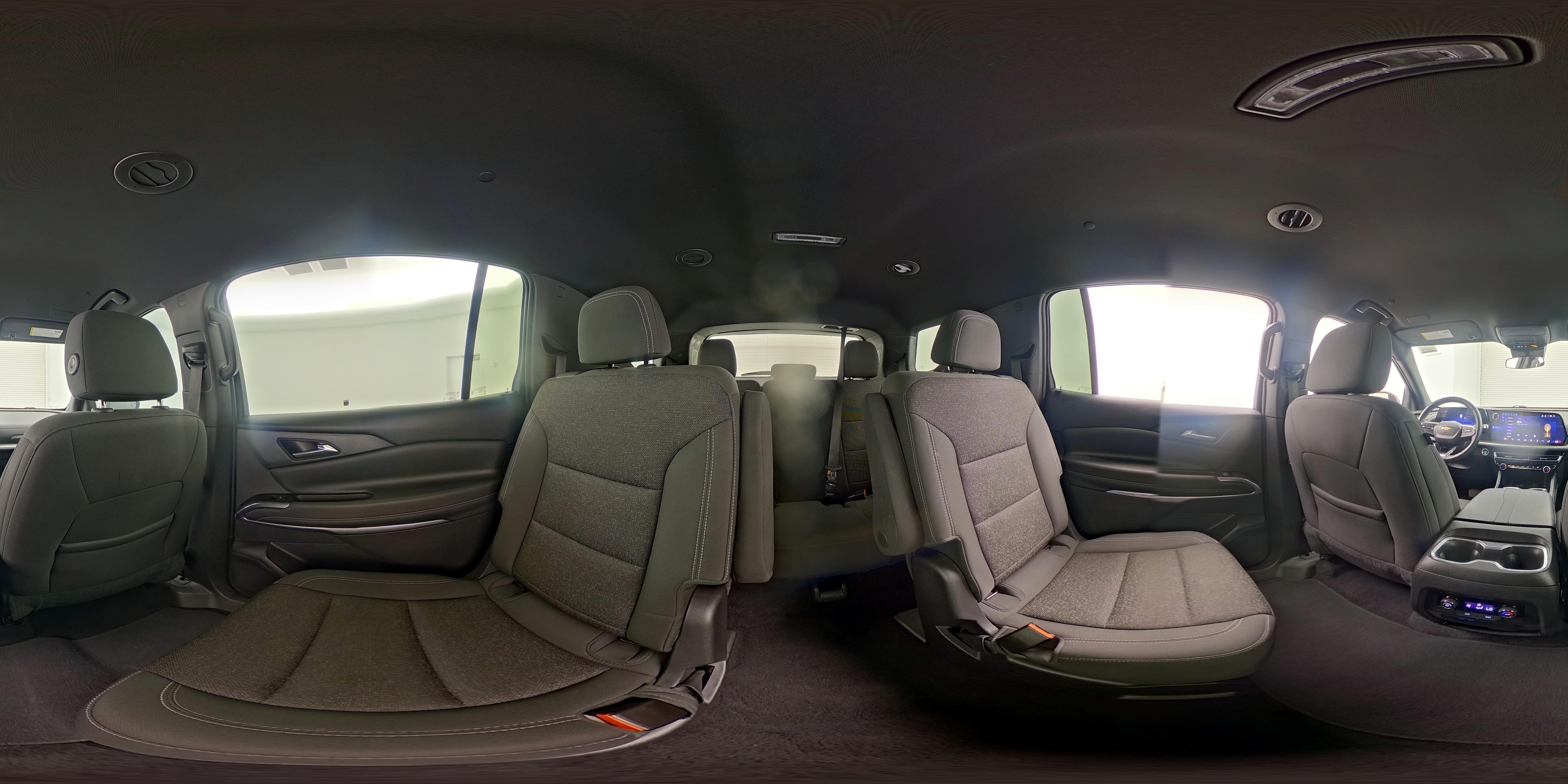 2024 Chevrolet Traverse 2LT - Photo 26