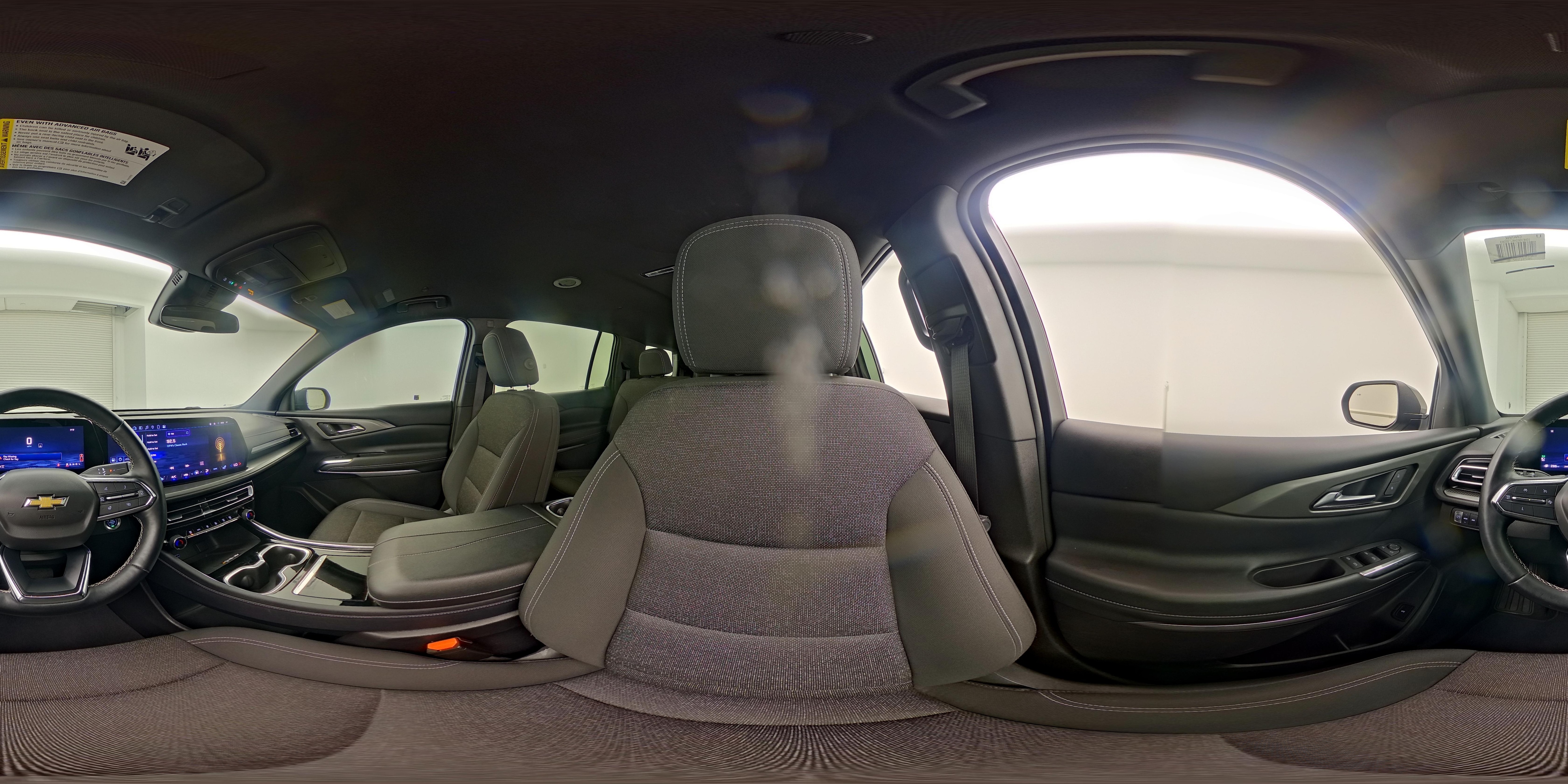 2024 Chevrolet Traverse 2LT - Photo 27