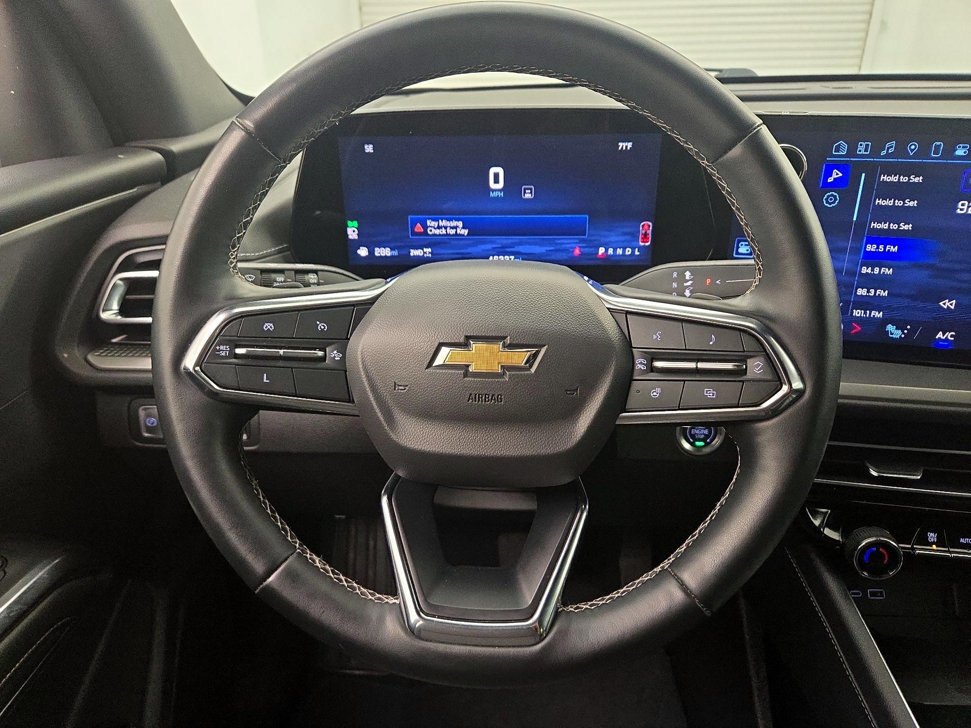 Thumbnail: 2024 Chevrolet Traverse - 10