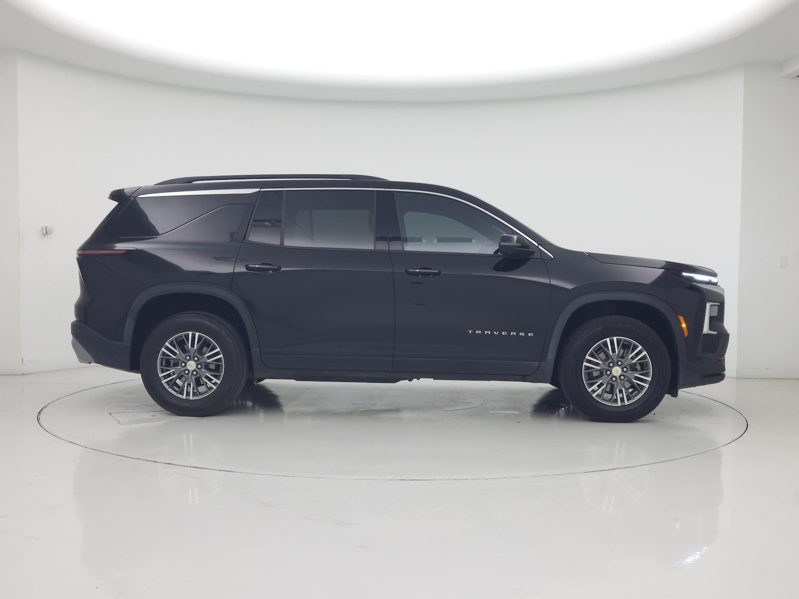 2024 Chevrolet Traverse 2LT - Photo 8
