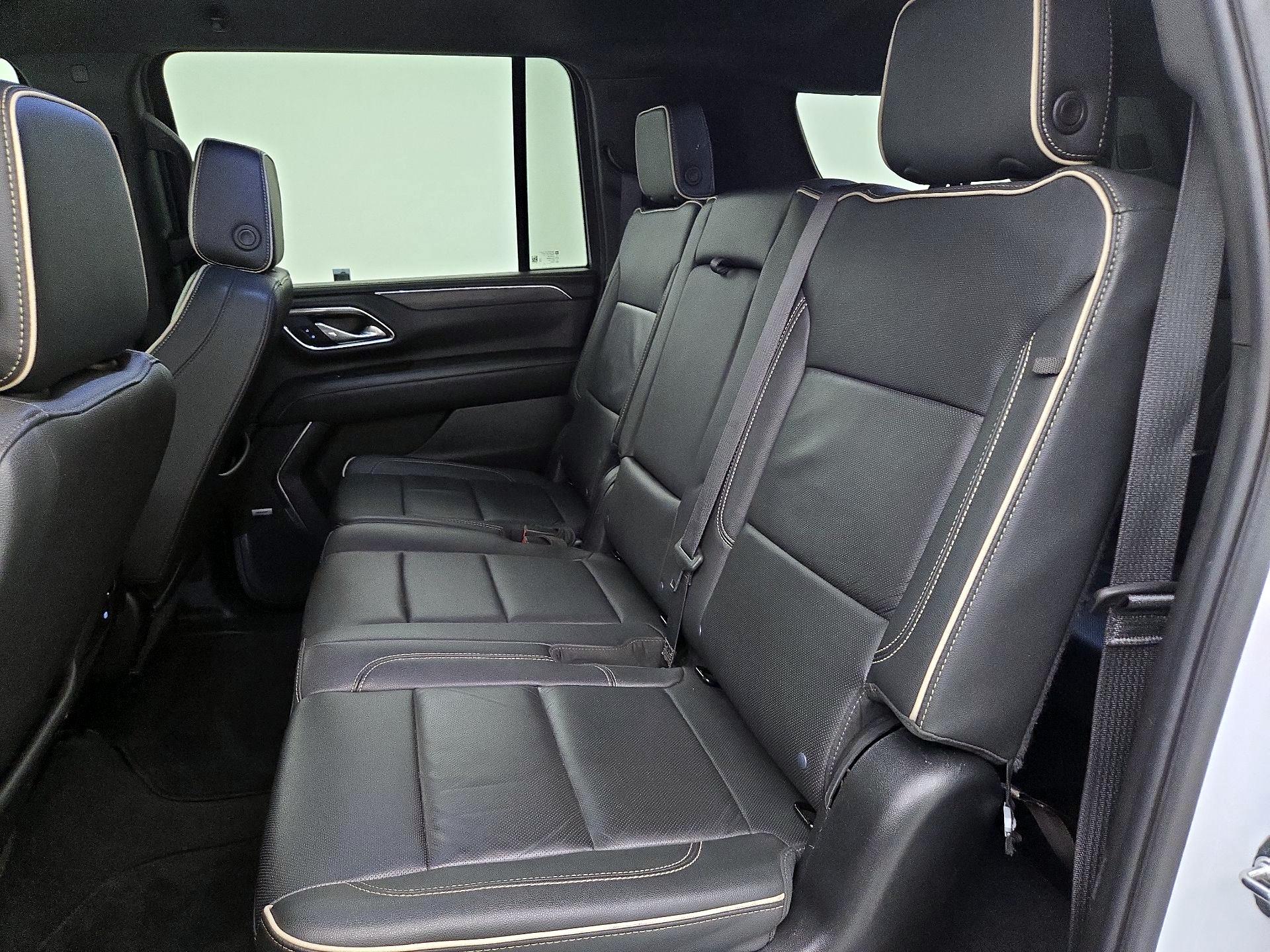 Thumbnail: 2024 GMC Yukon XL - 19