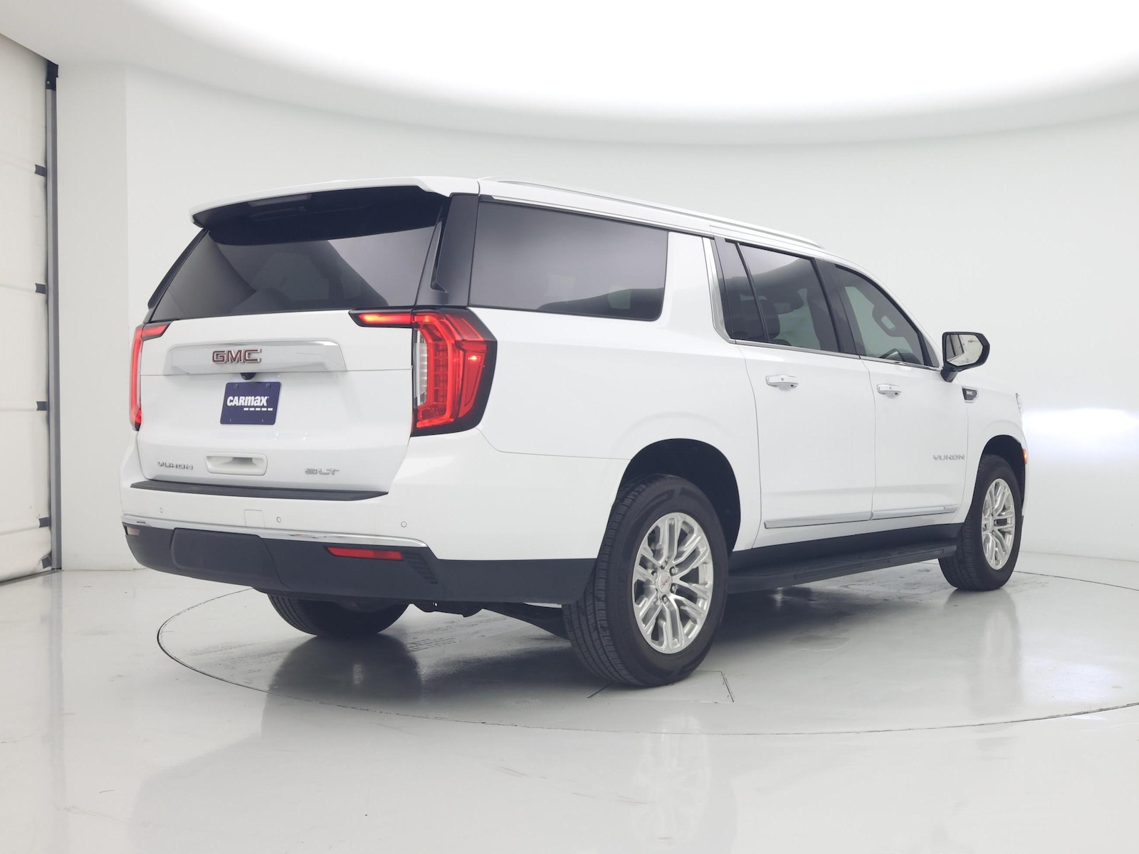 2024 GMC Yukon XL SLT - Photo 9