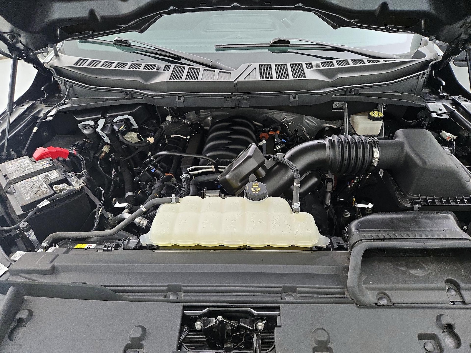2024 Ford F-150 STX - Photo 23