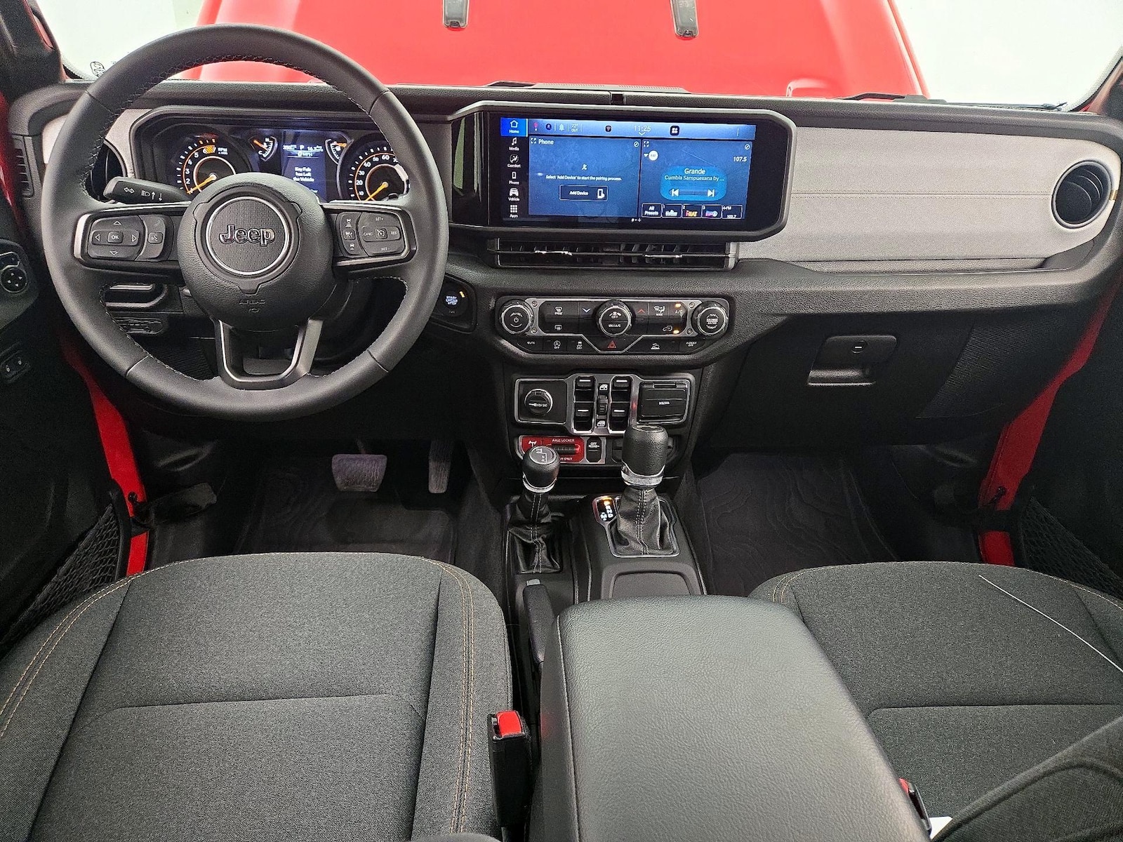 2025 Jeep Wrangler 4-Door Willys - Photo 11