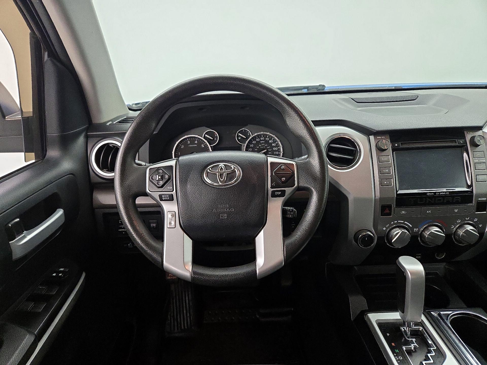 Thumbnail: 2017 Toyota Tundra - 10