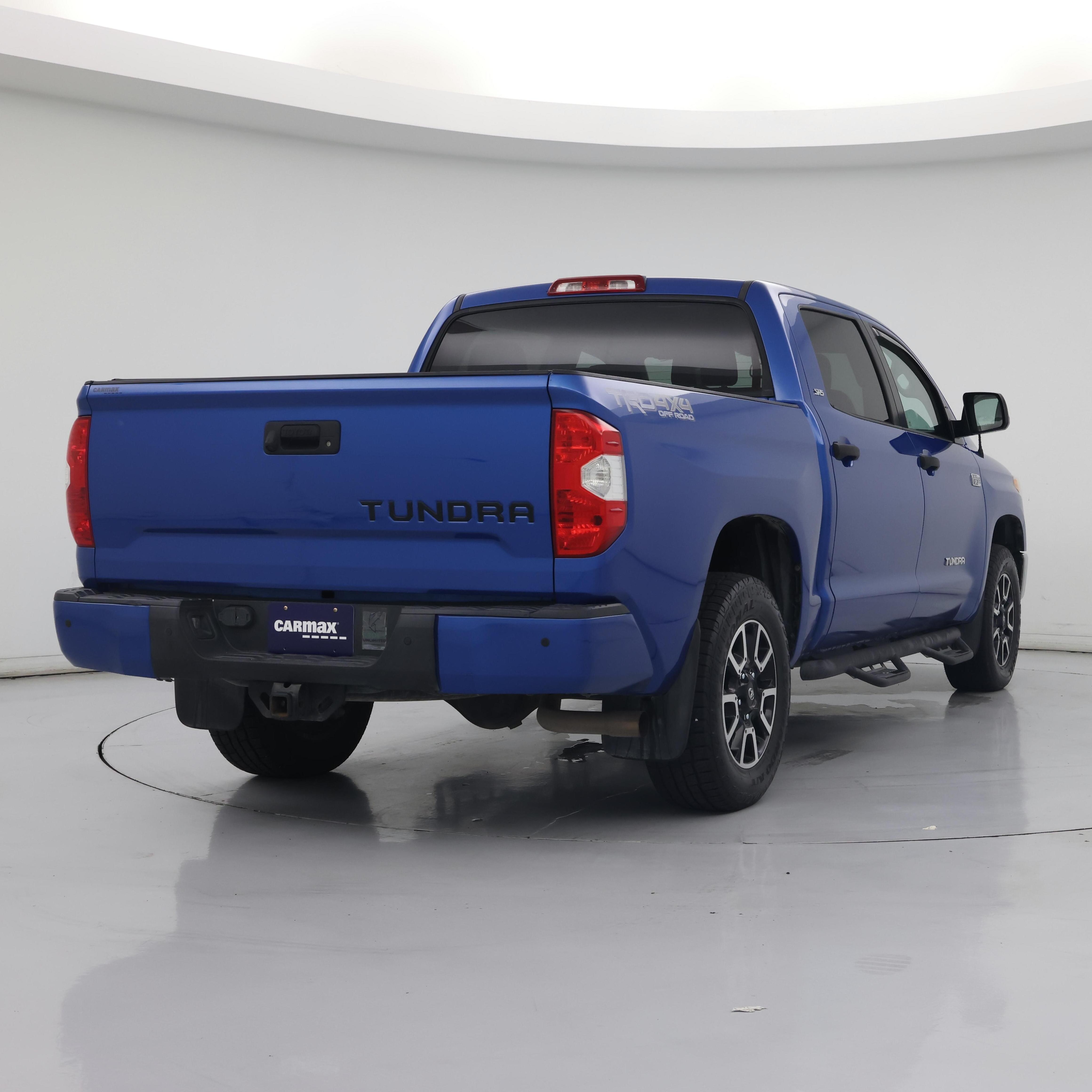 Thumbnail: 2017 Toyota Tundra - 8