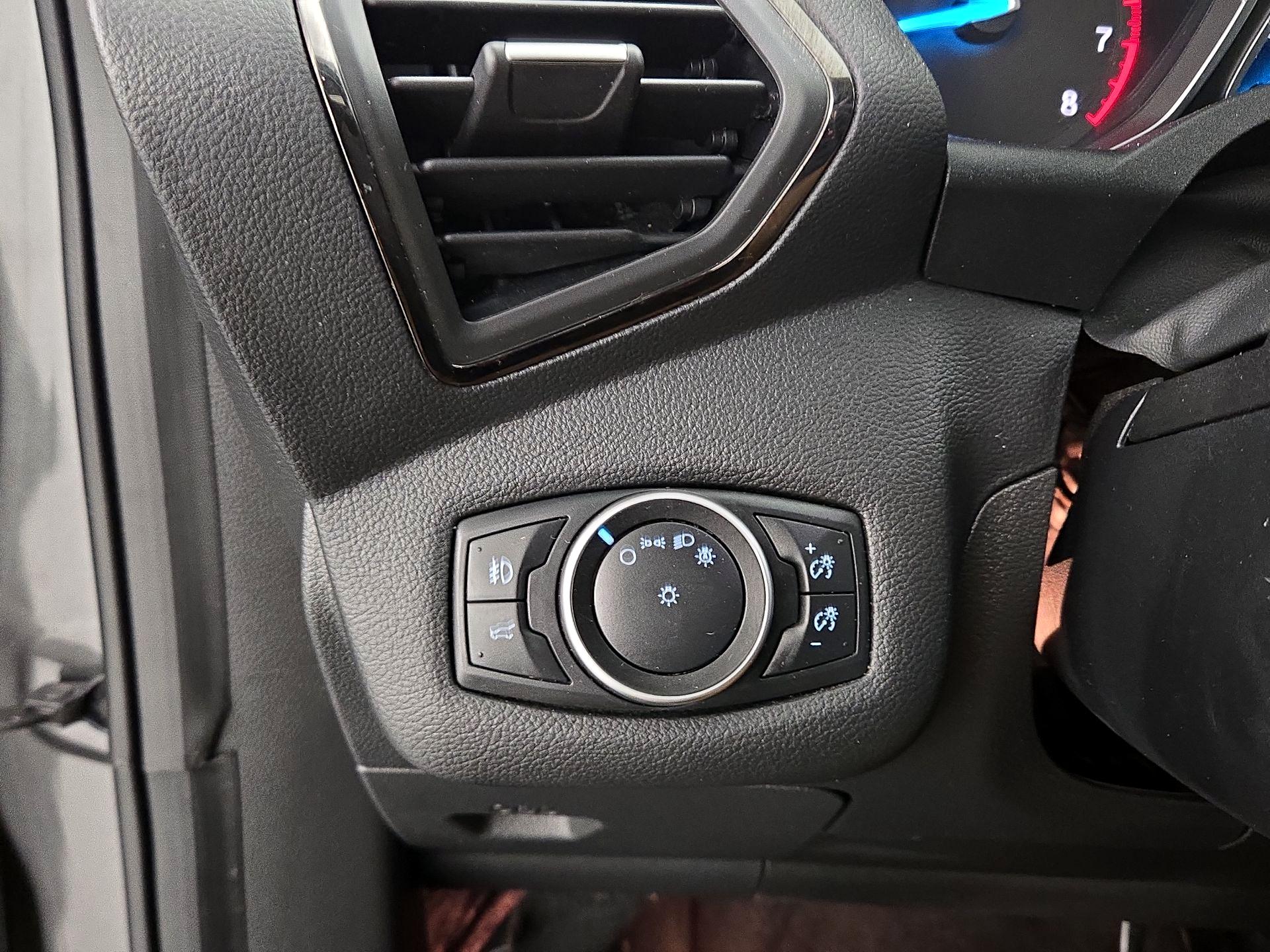 Thumbnail: 2018 Ford Escape - 13