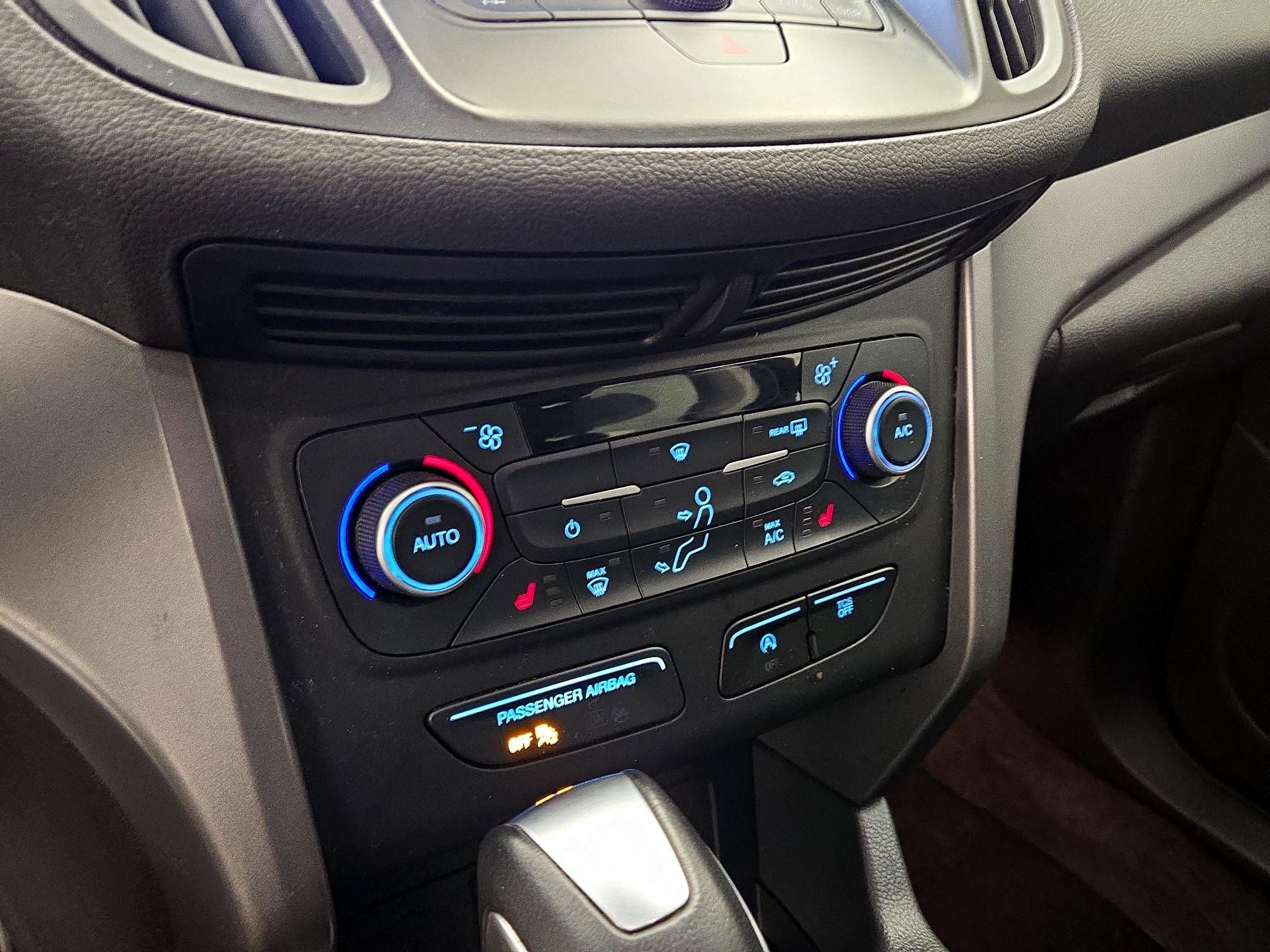 Thumbnail: 2018 Ford Escape - 17