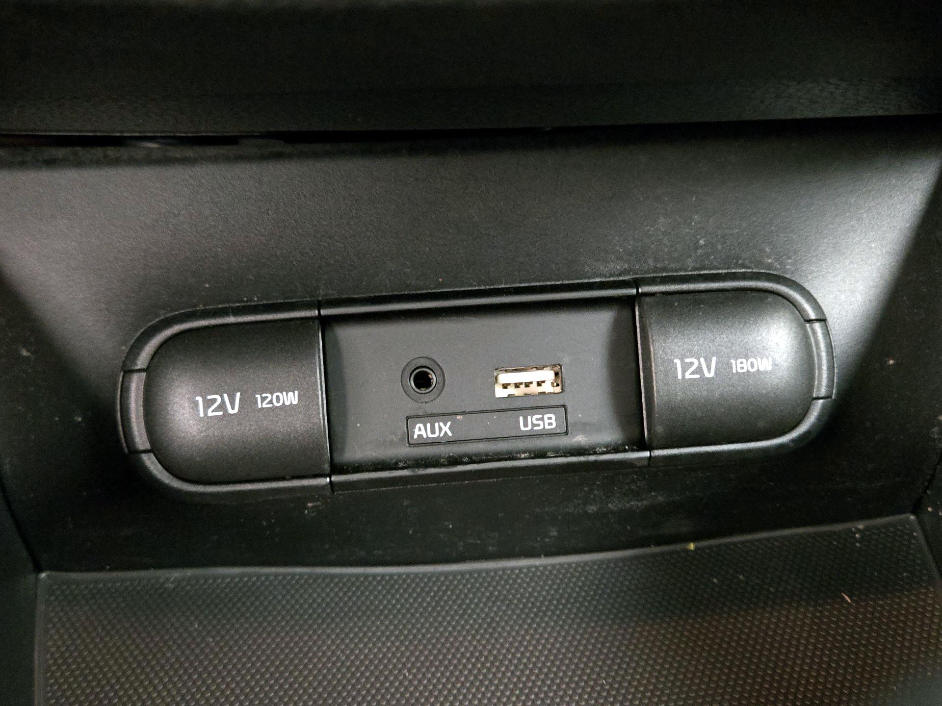 Thumbnail: 2016 Kia Soul - 17