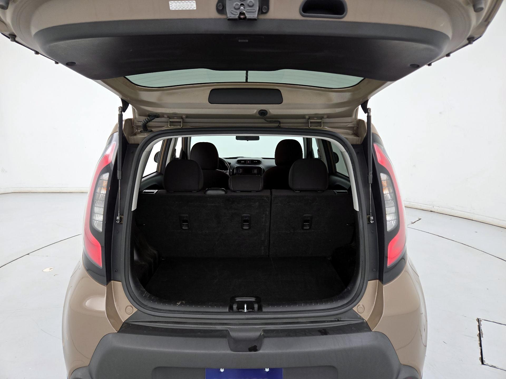 Thumbnail: 2016 Kia Soul - 19