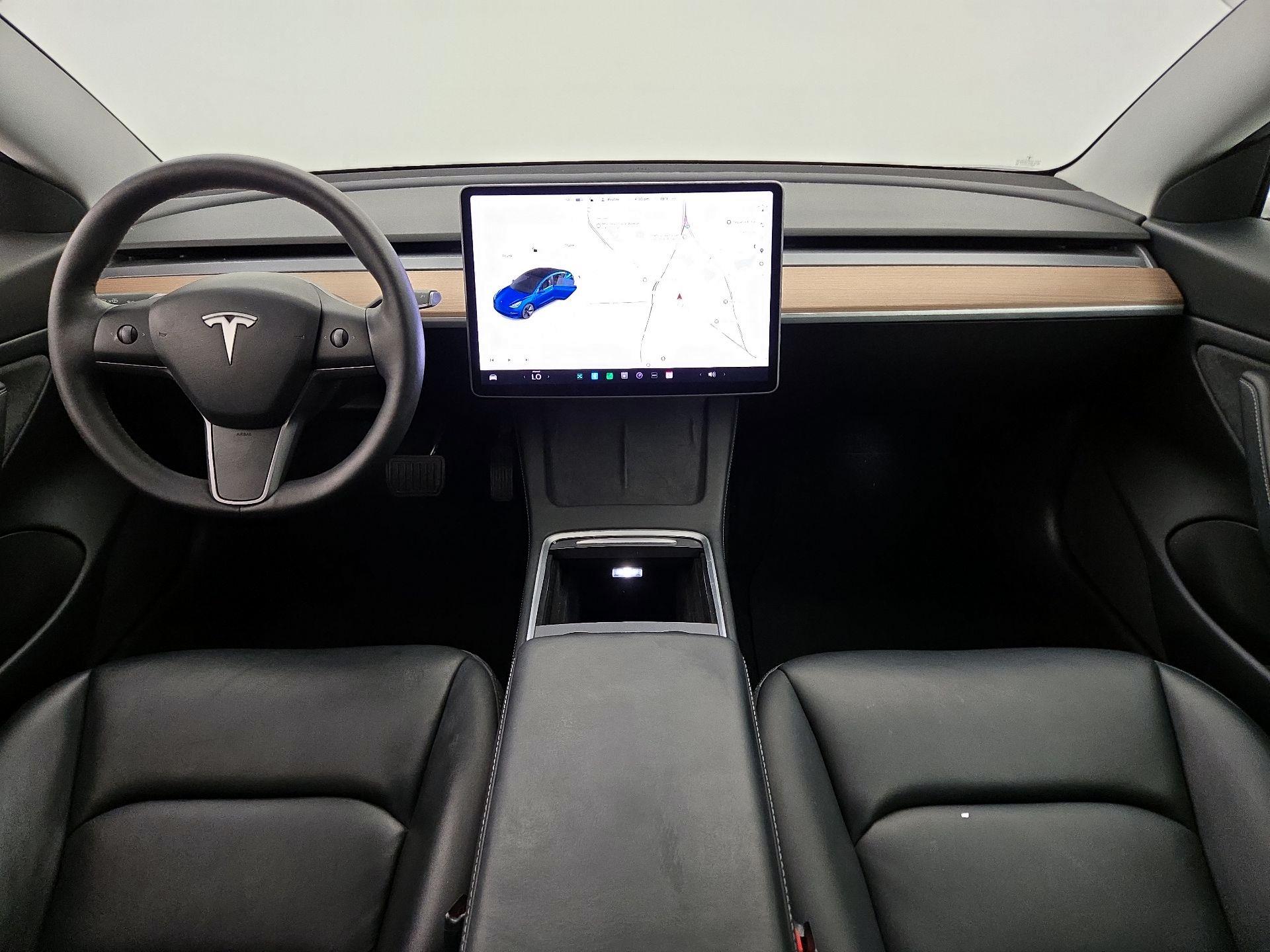 Thumbnail: 2021 Tesla Model 3 - 9
