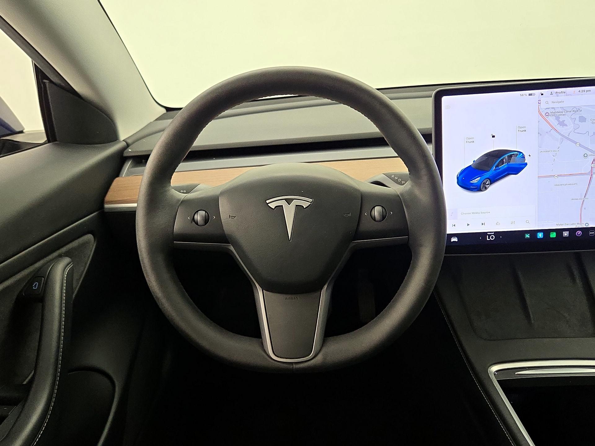 Thumbnail: 2021 Tesla Model 3 - 10