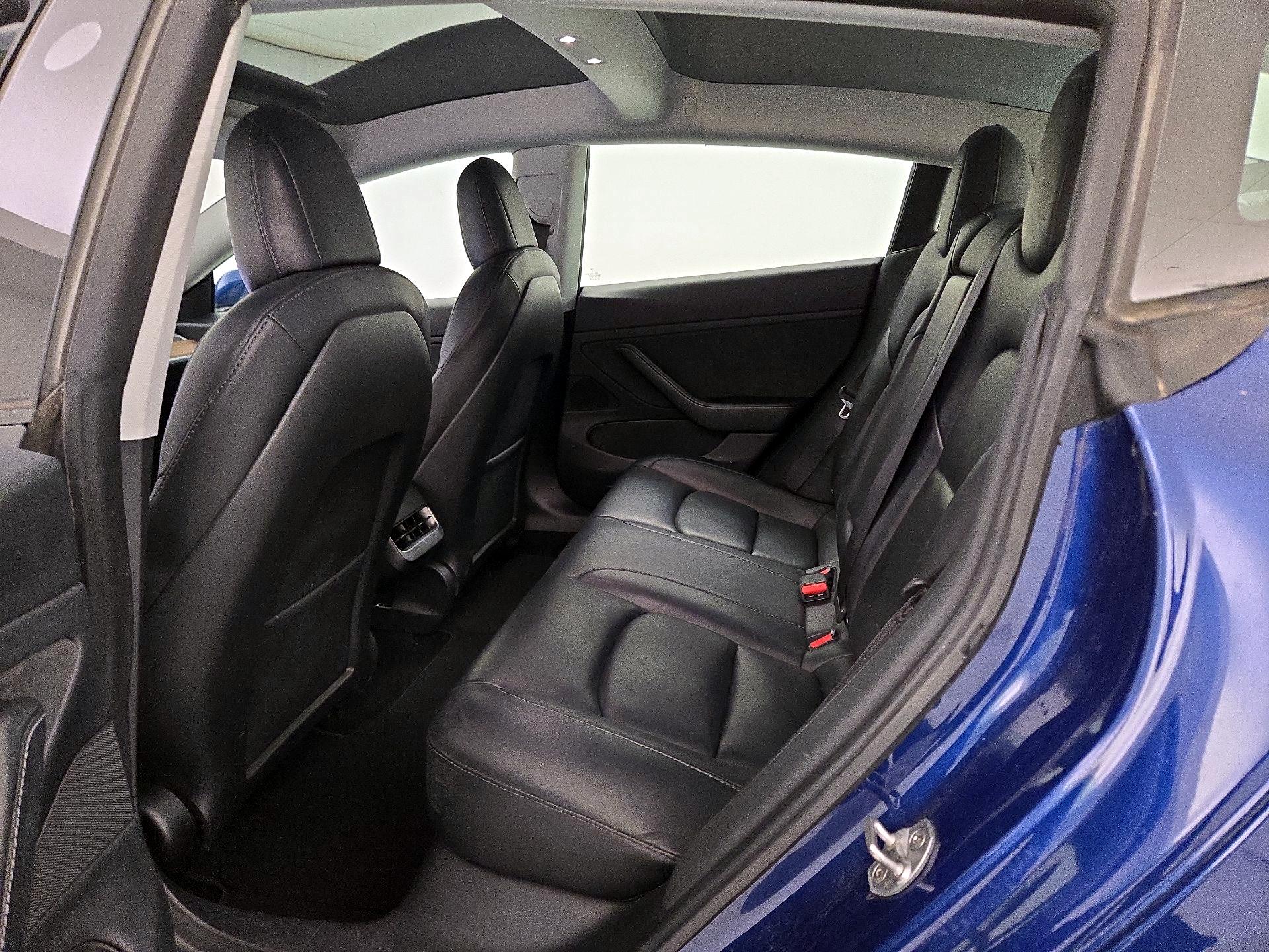 Thumbnail: 2021 Tesla Model 3 - 20
