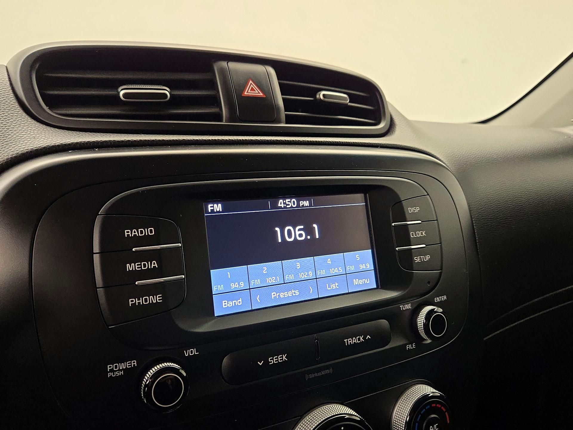 Thumbnail: 2019 Kia Soul - 15