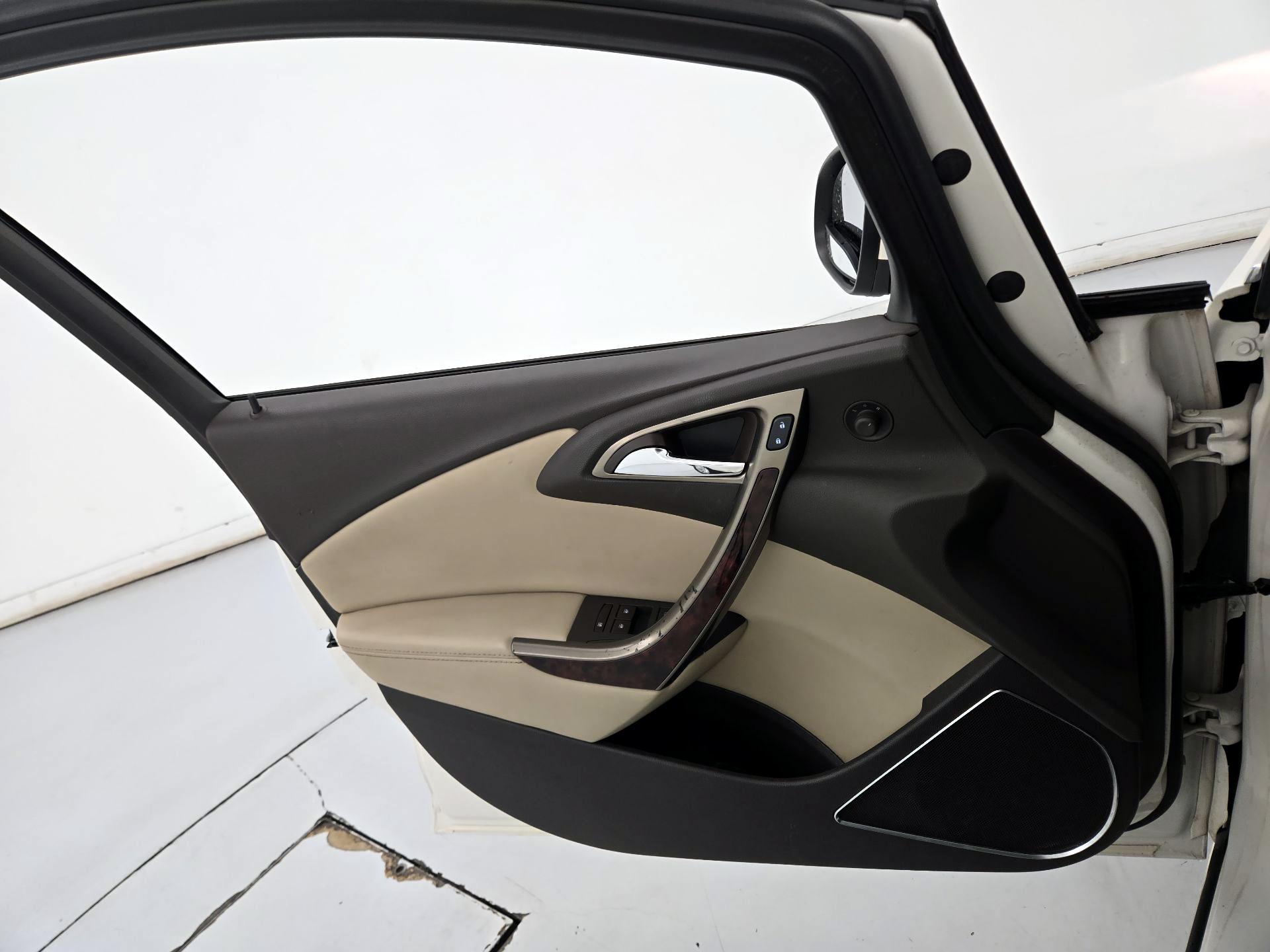 Thumbnail: 2015 Buick Verano - 12