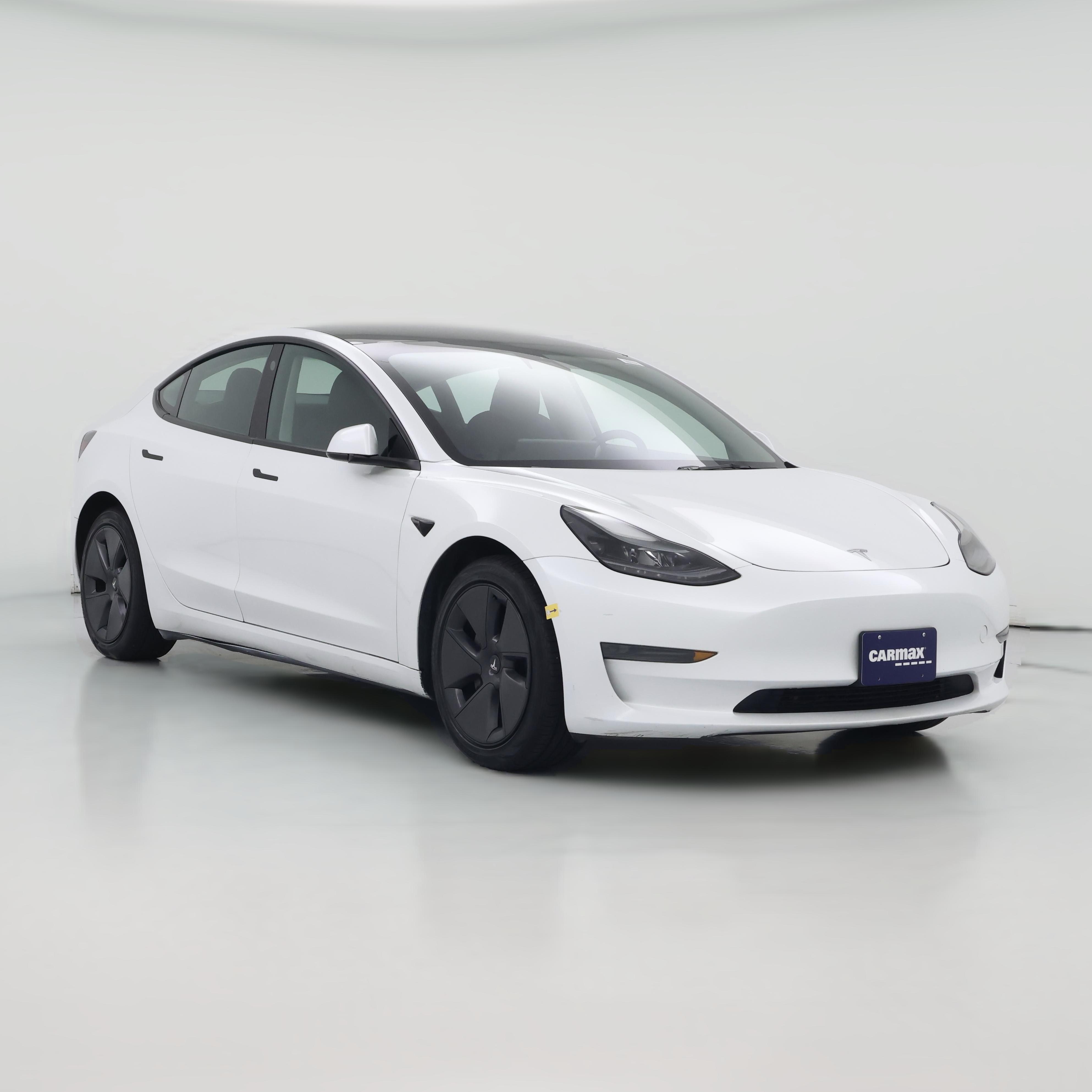 Thumbnail: 2023 Tesla Model 3 - 1