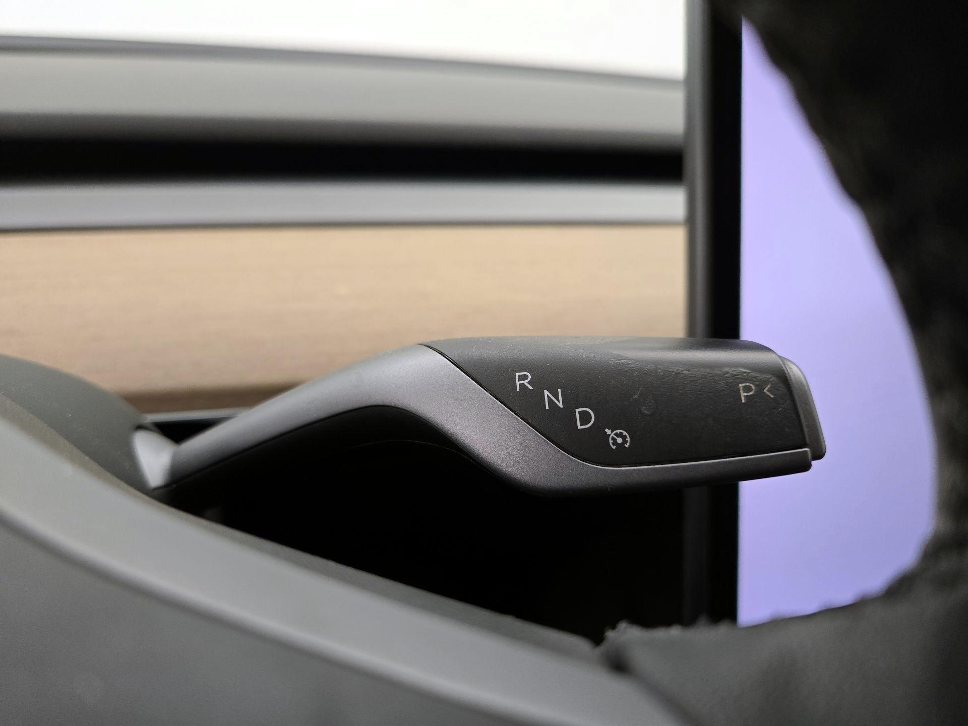 Thumbnail: 2023 Tesla Model 3 - 17