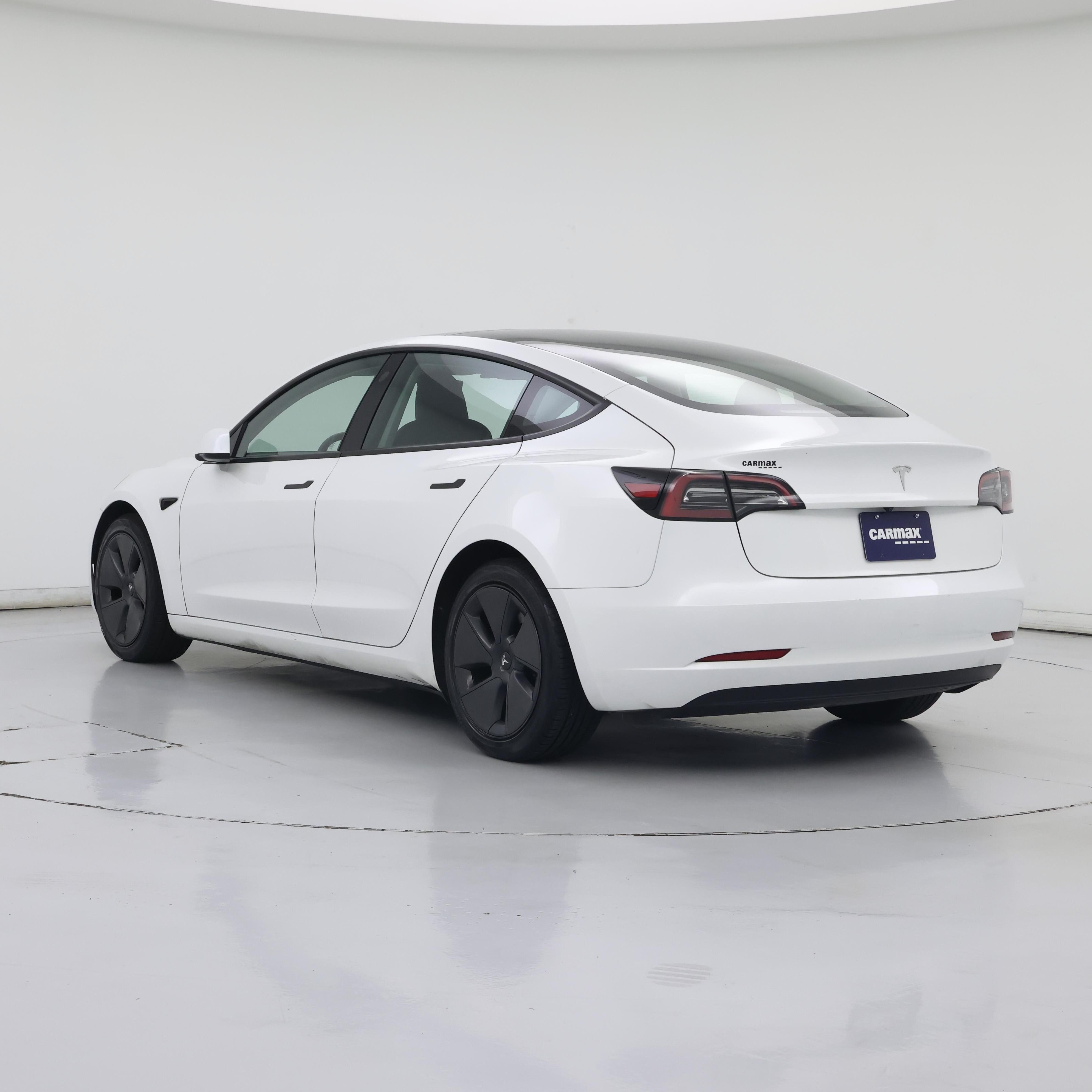 Thumbnail: 2023 Tesla Model 3 - 2