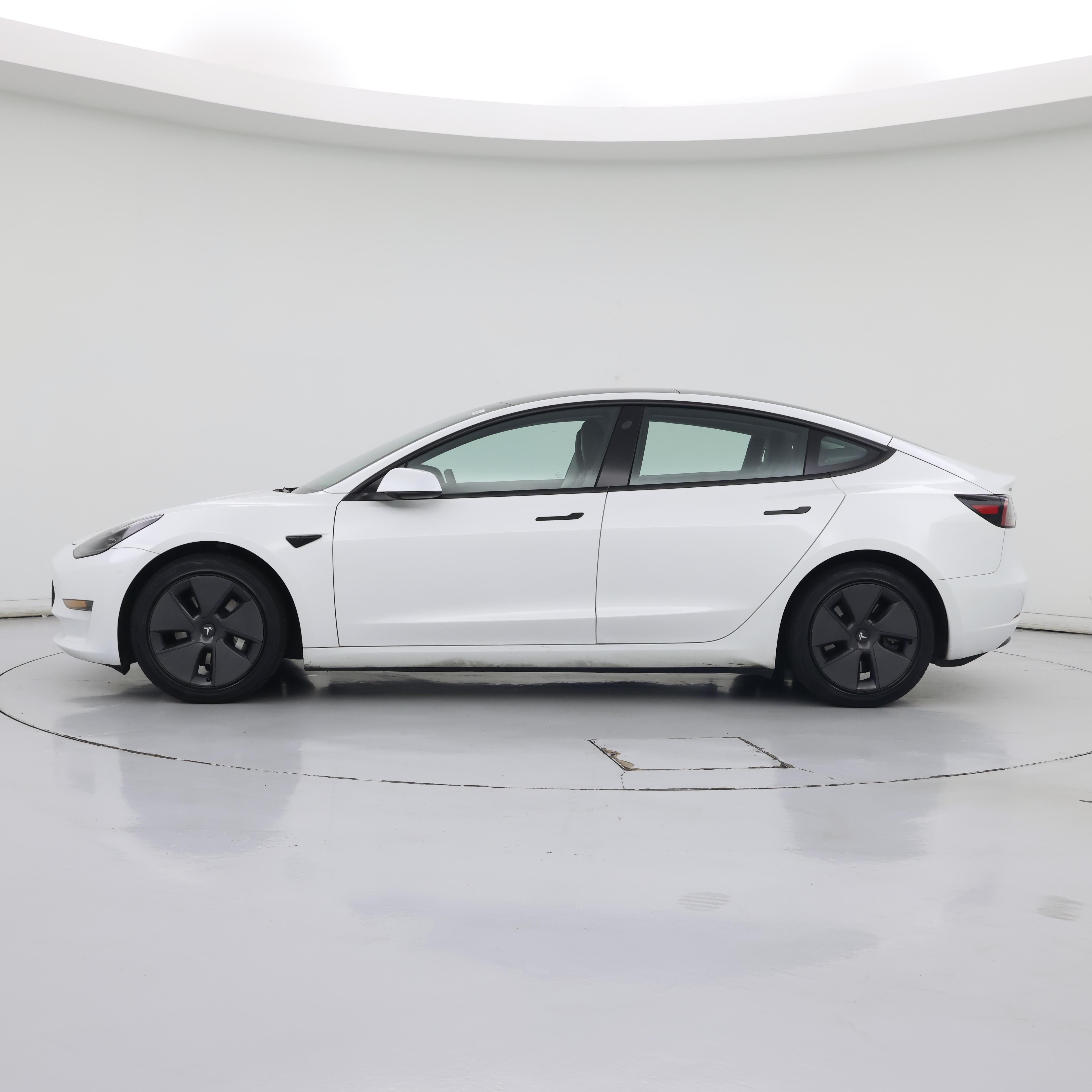 Thumbnail: 2023 Tesla Model 3 - 3