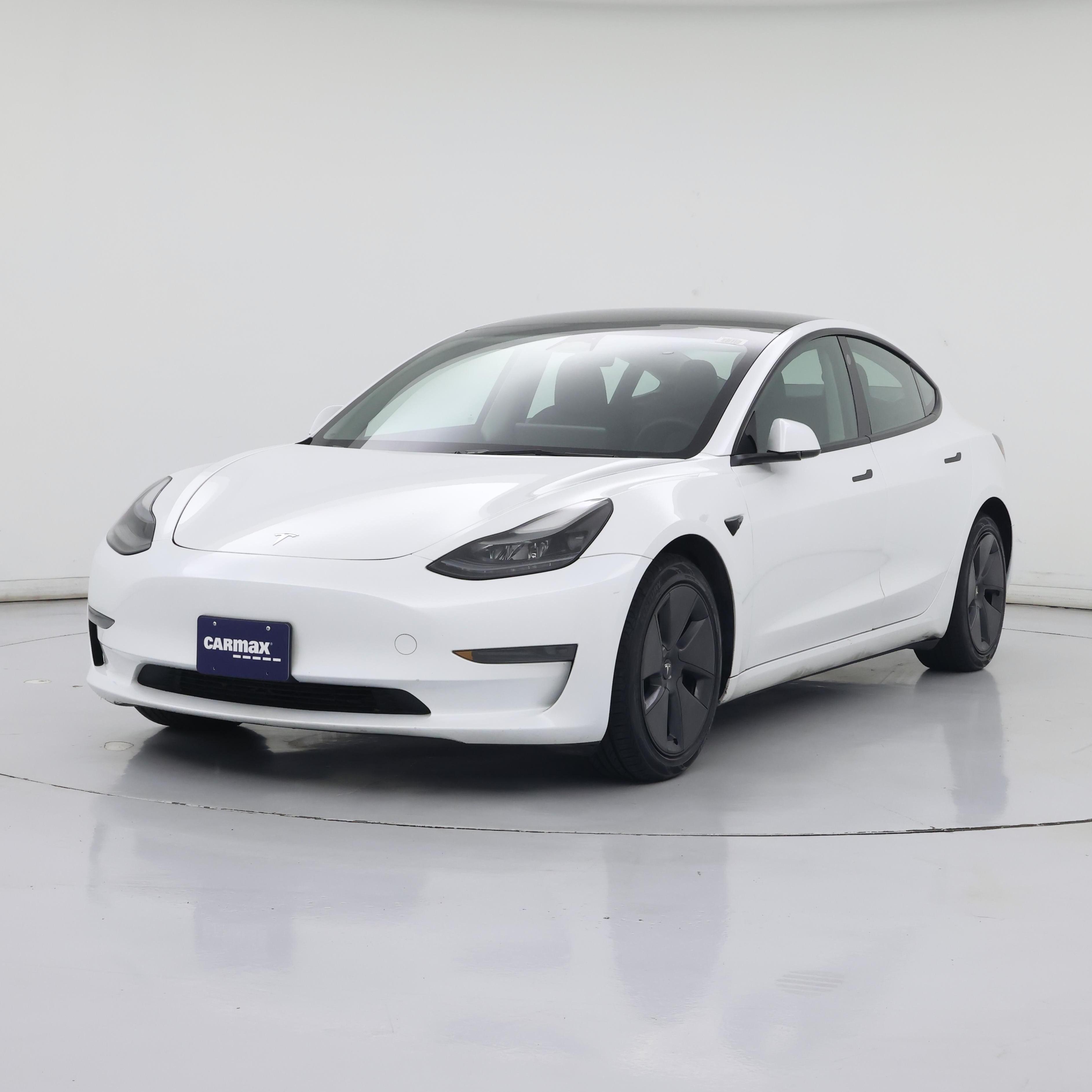 Thumbnail: 2023 Tesla Model 3 - 4