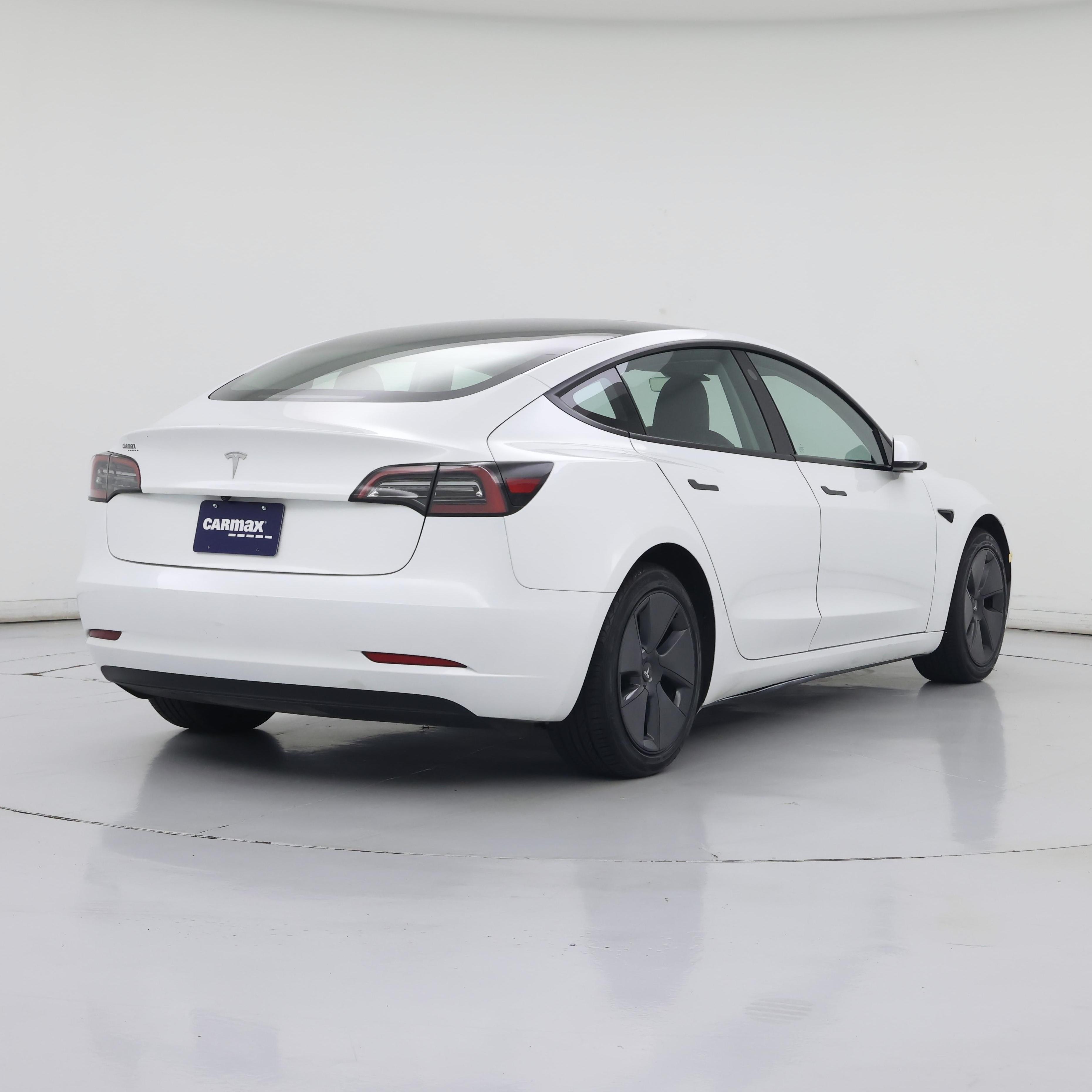 Thumbnail: 2023 Tesla Model 3 - 8