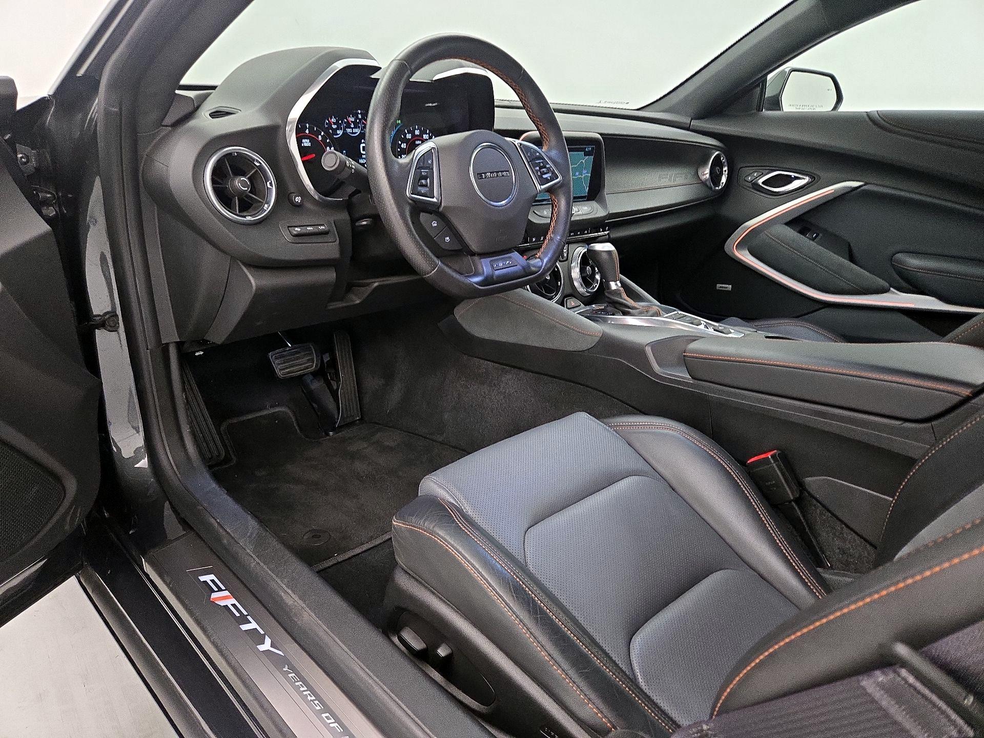 Thumbnail: 2017 Chevrolet Camaro - 9