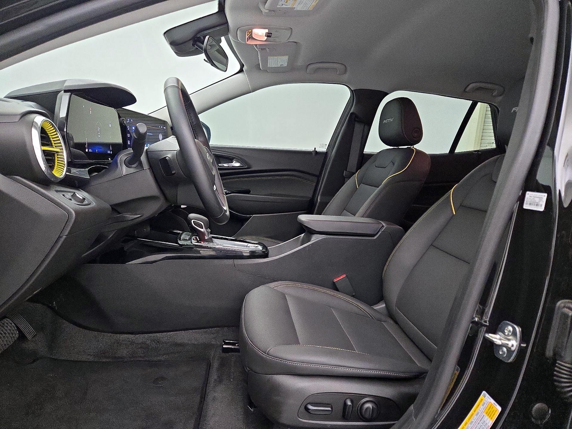 Thumbnail: 2026 Chevrolet Trax - 11