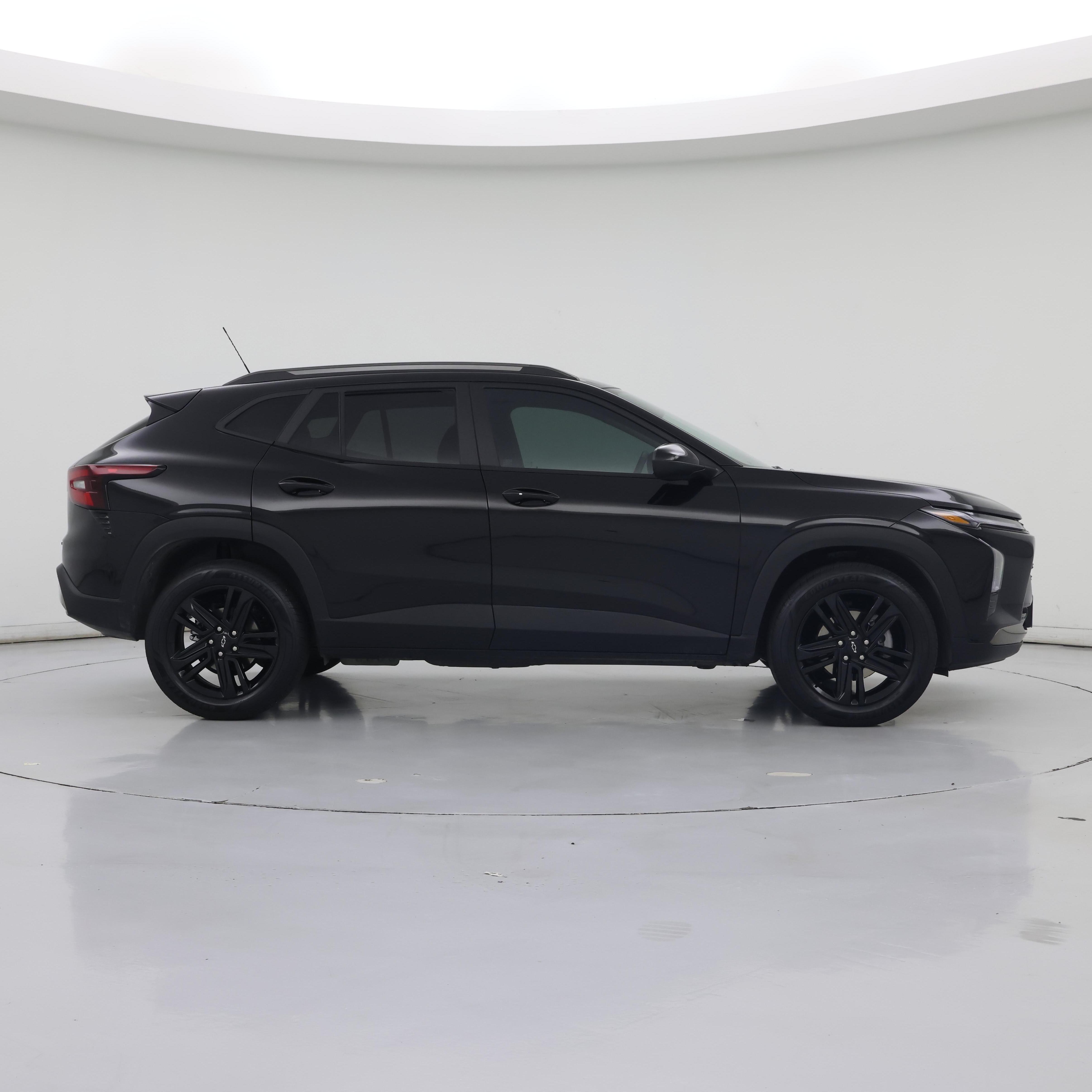 Thumbnail: 2026 Chevrolet Trax - 7