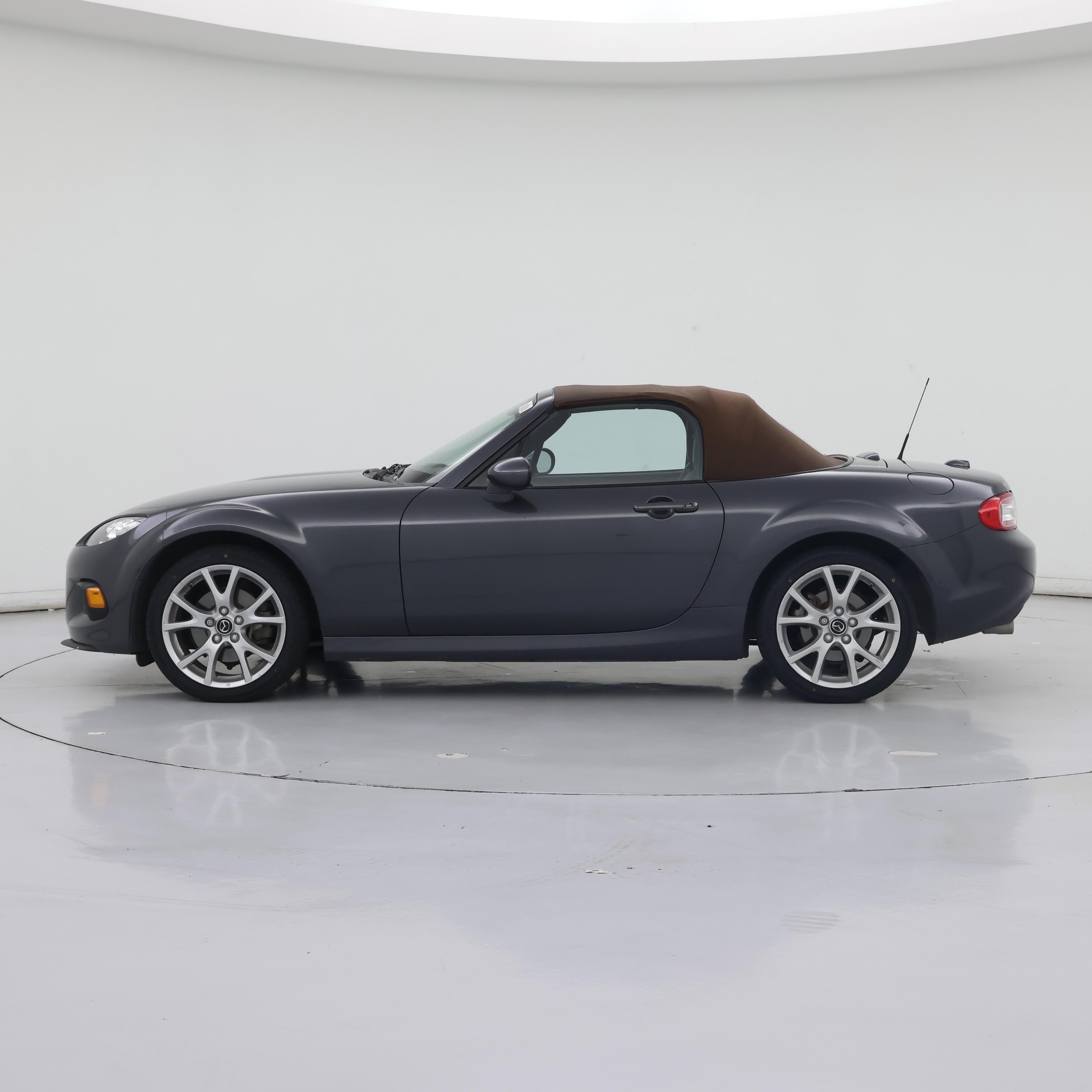 Thumbnail: 2014 Mazda MX-5 Miata - 3