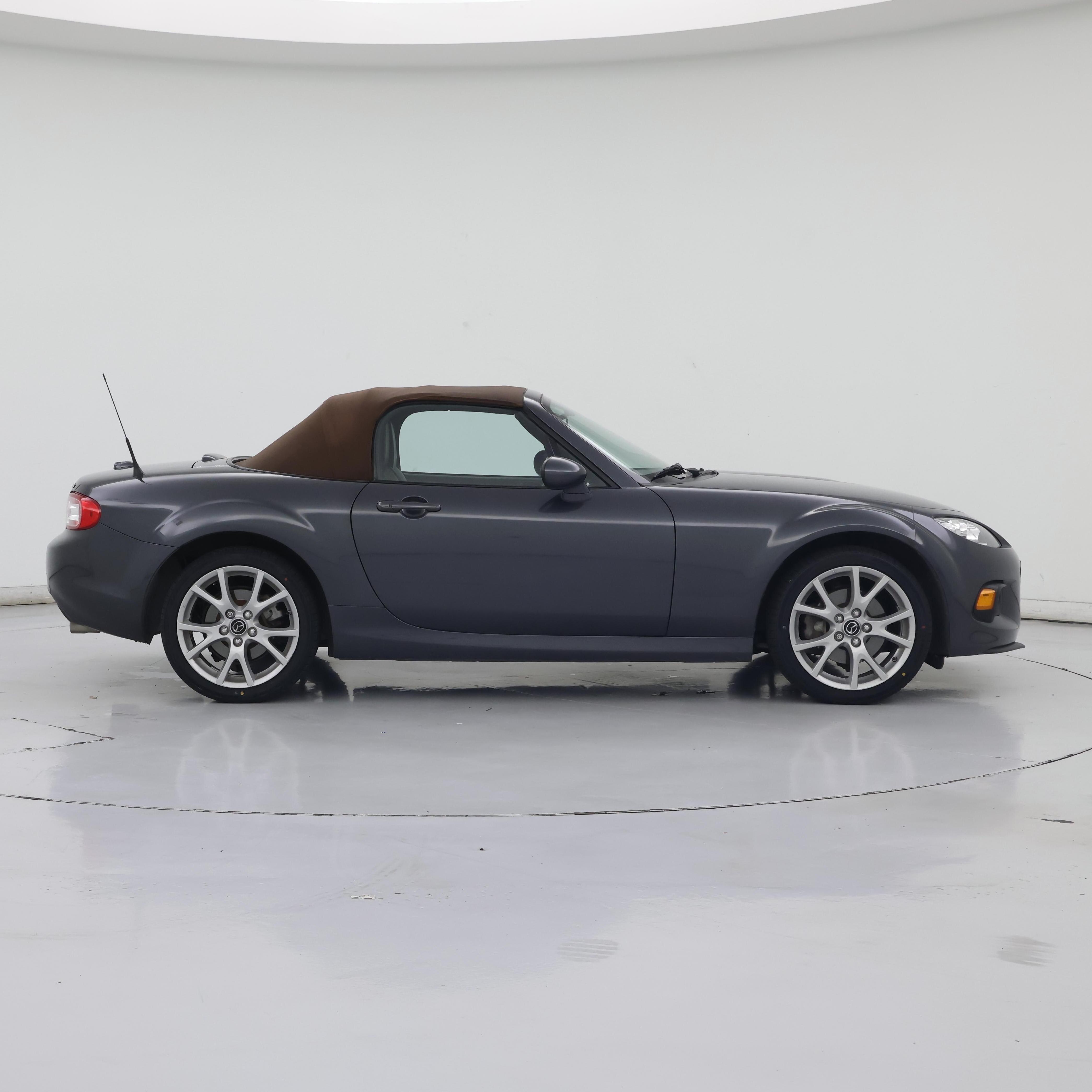 Thumbnail: 2014 Mazda MX-5 Miata - 7