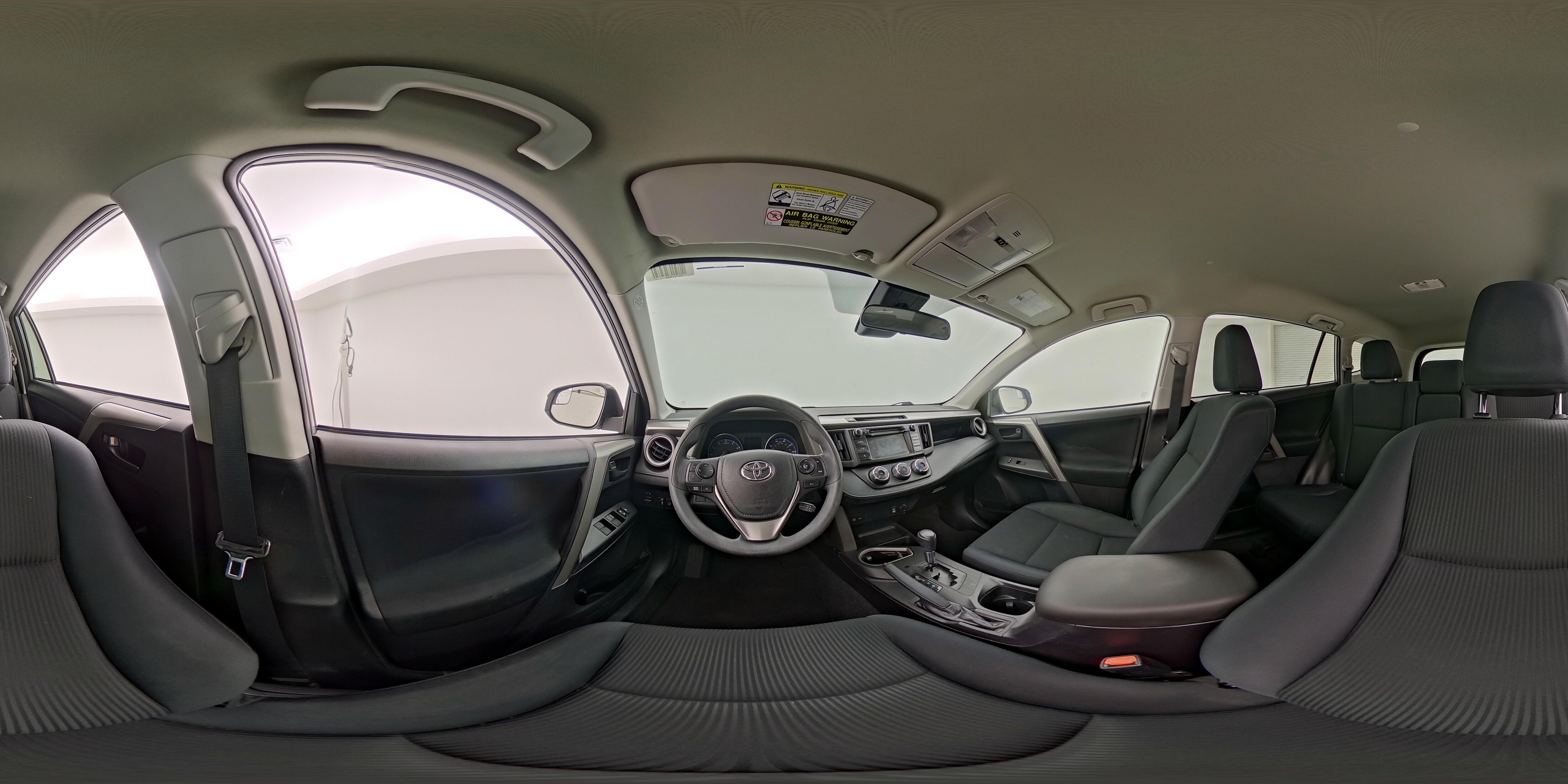 2017 Toyota RAV4 LE - Photo 26