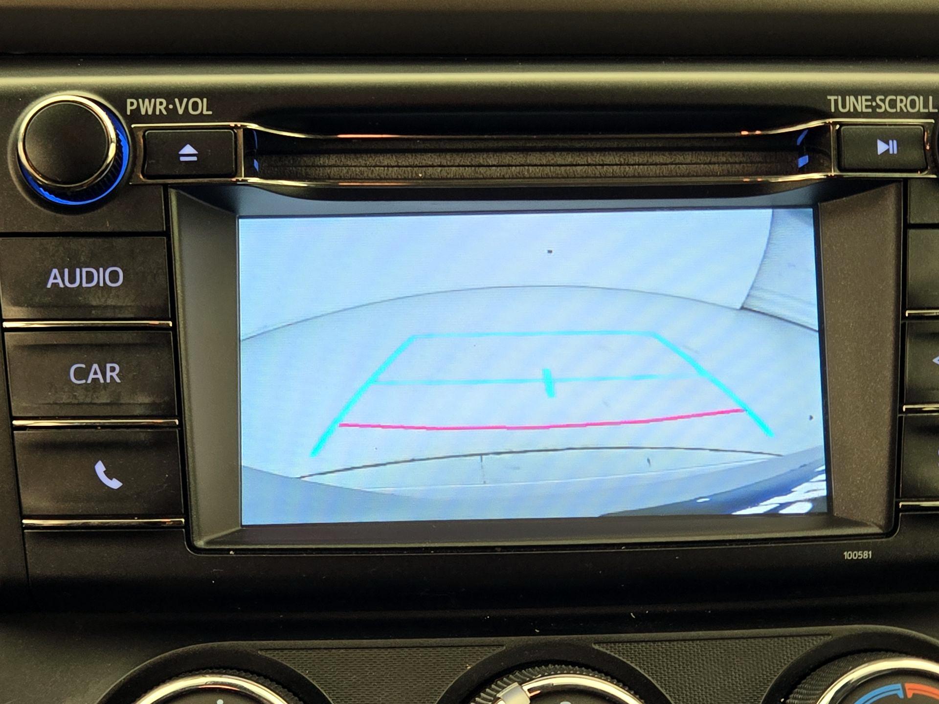 Thumbnail: 2017 Toyota RAV4 - 14