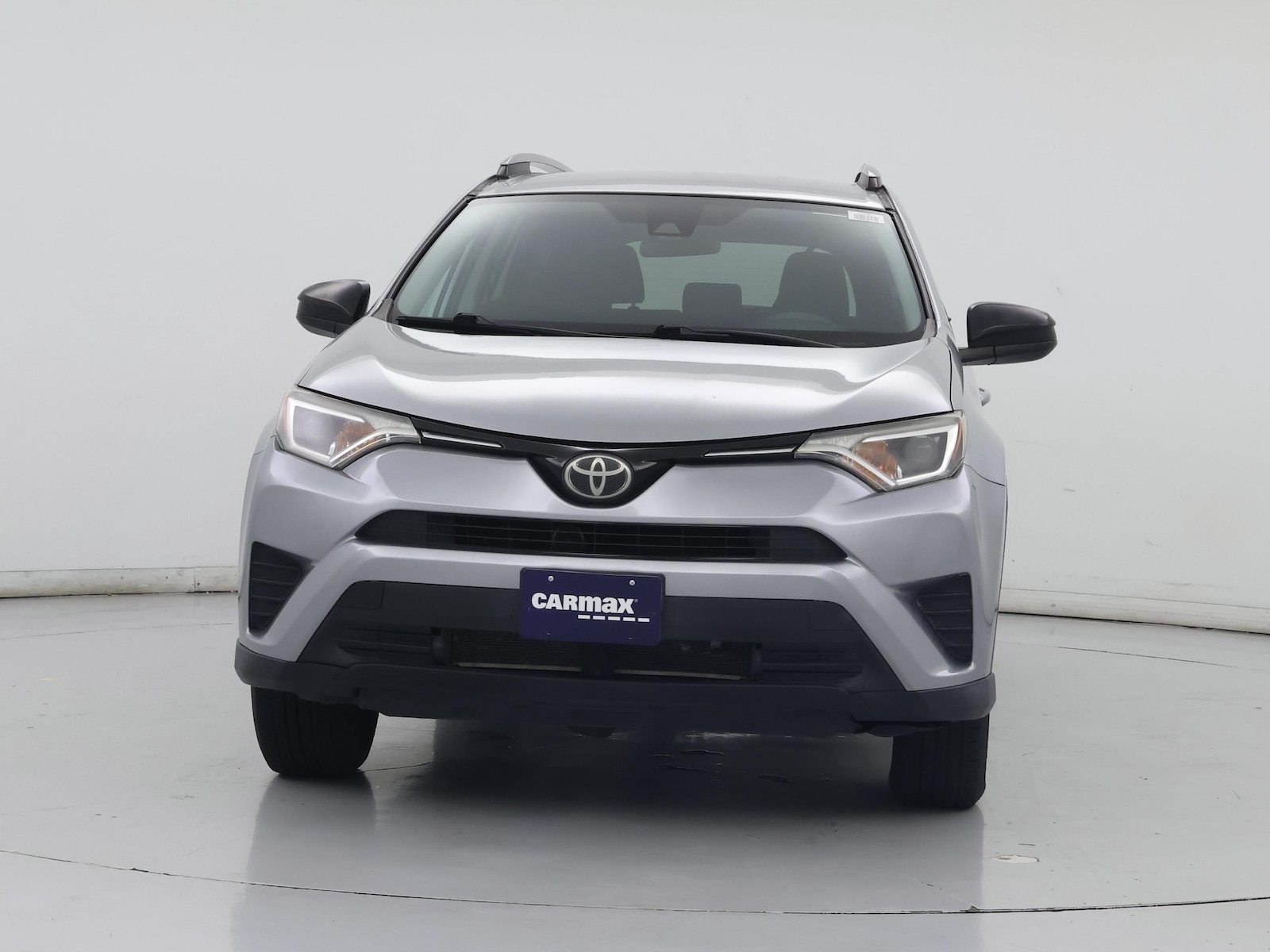 2017 Toyota RAV4 LE - Photo 6