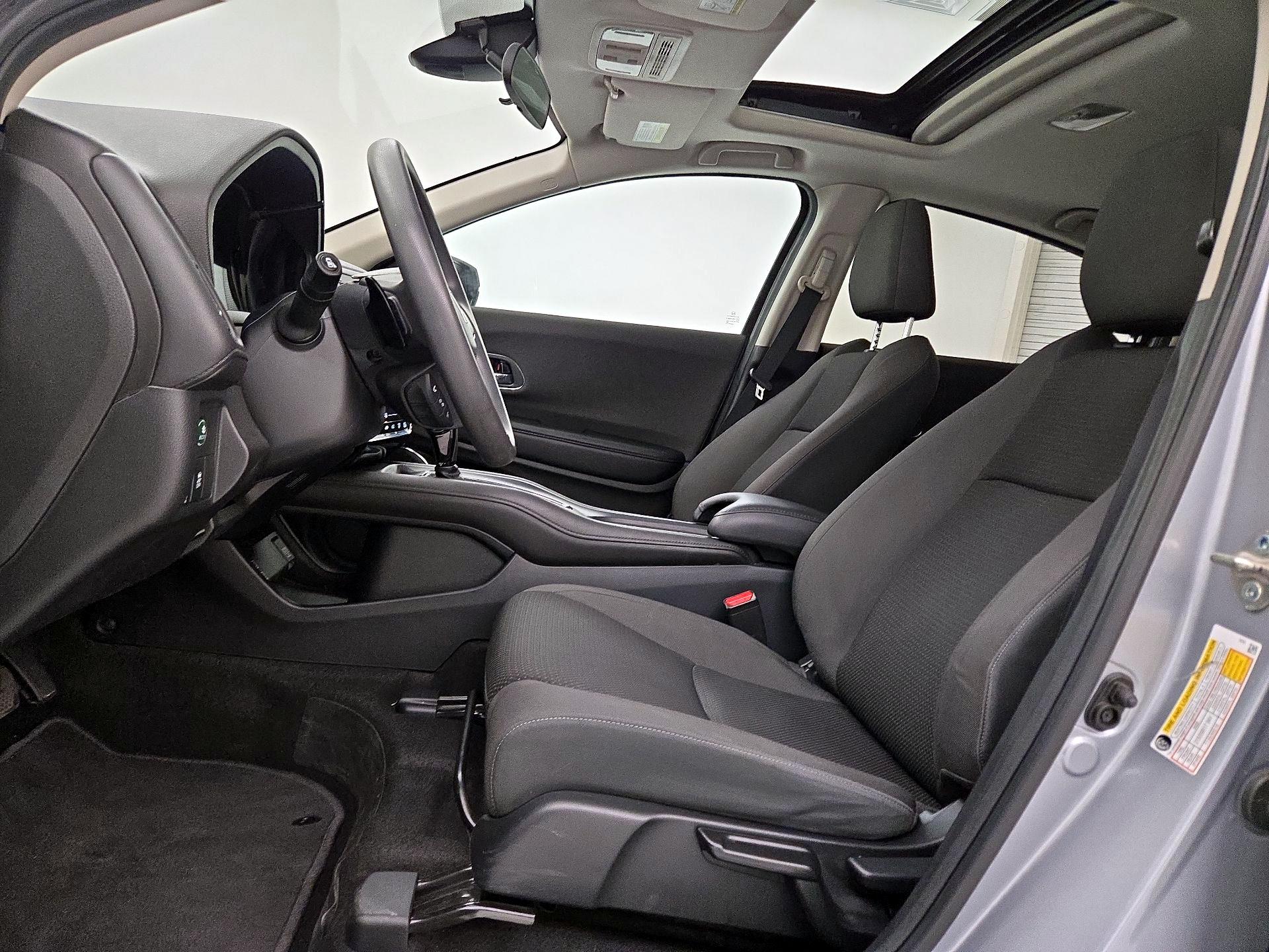 Thumbnail: 2019 Honda HR-V - 11