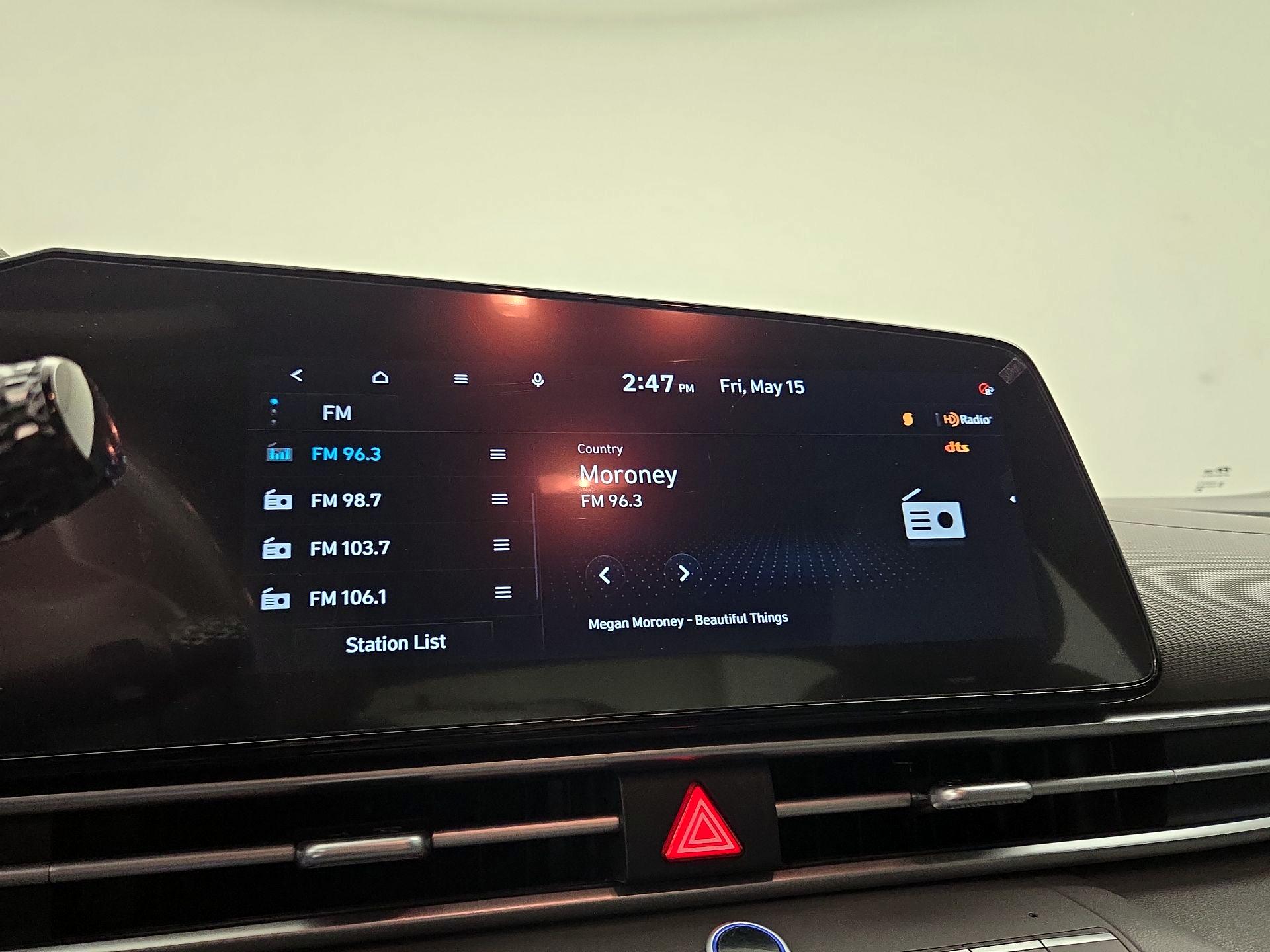 Thumbnail: 2023 Hyundai Elantra - 16