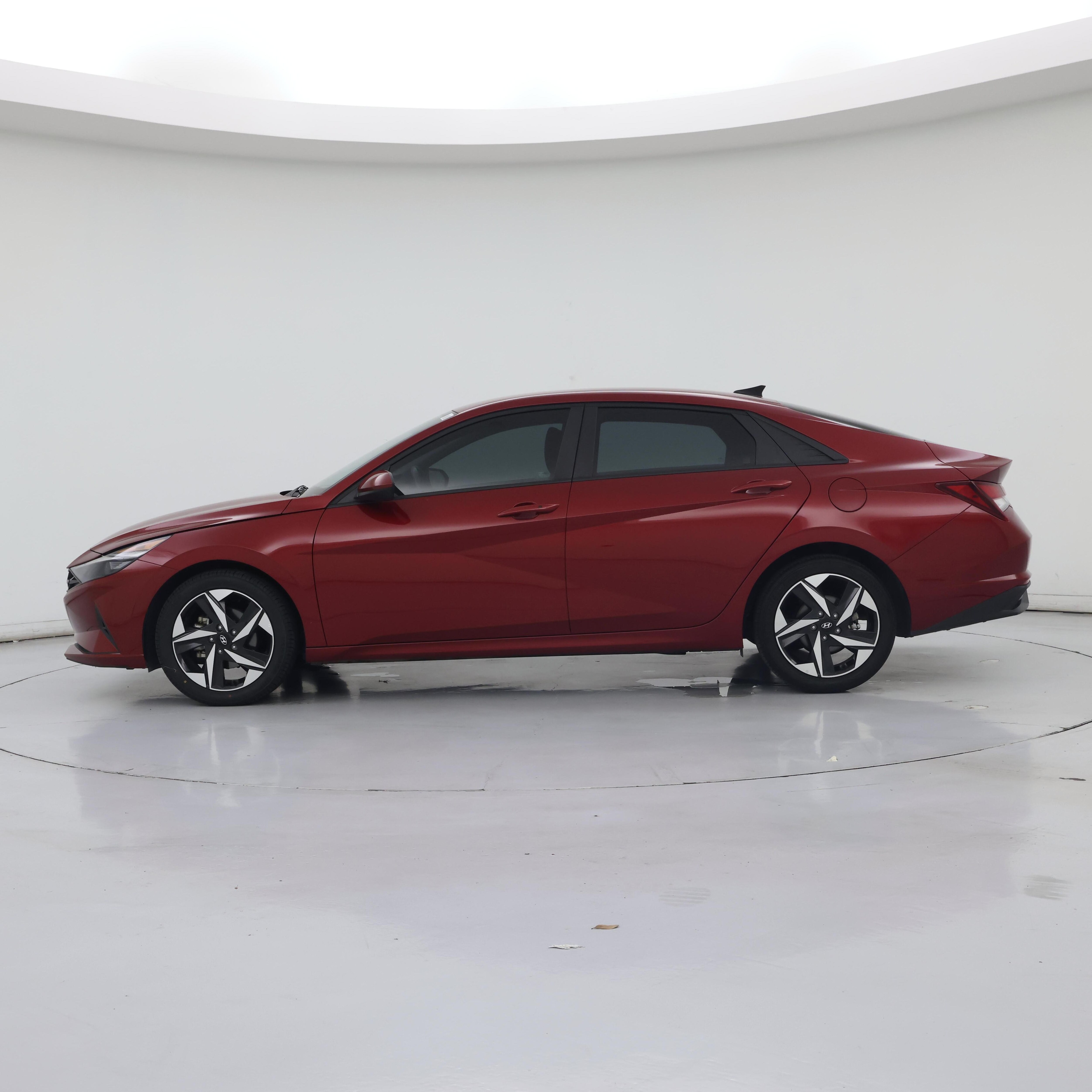 Thumbnail: 2023 Hyundai Elantra - 3