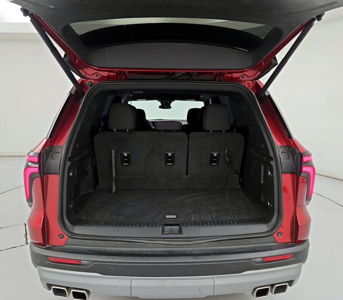 Trunk/Cargo (Seats Up)