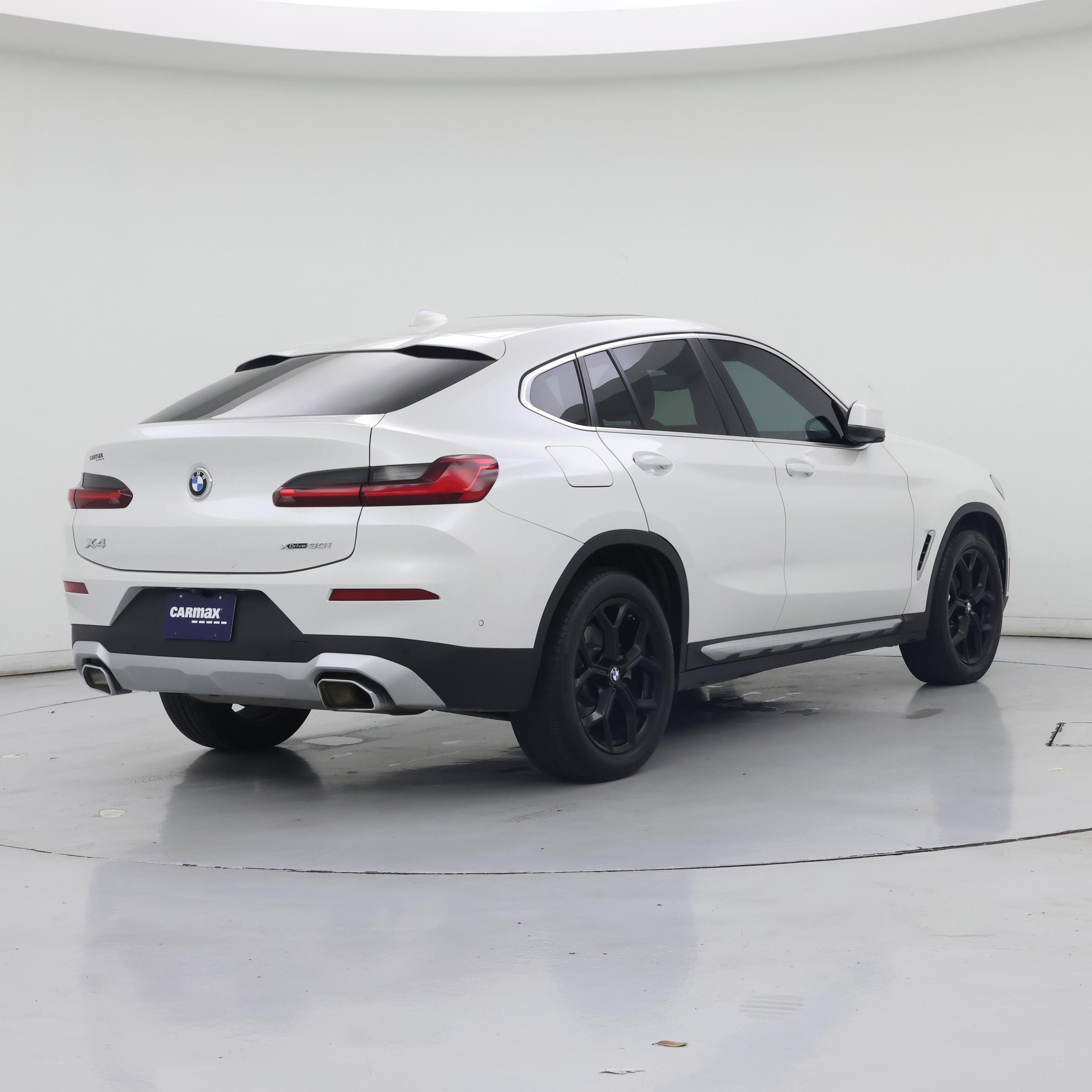 Thumbnail: 2023 BMW X4 - 8