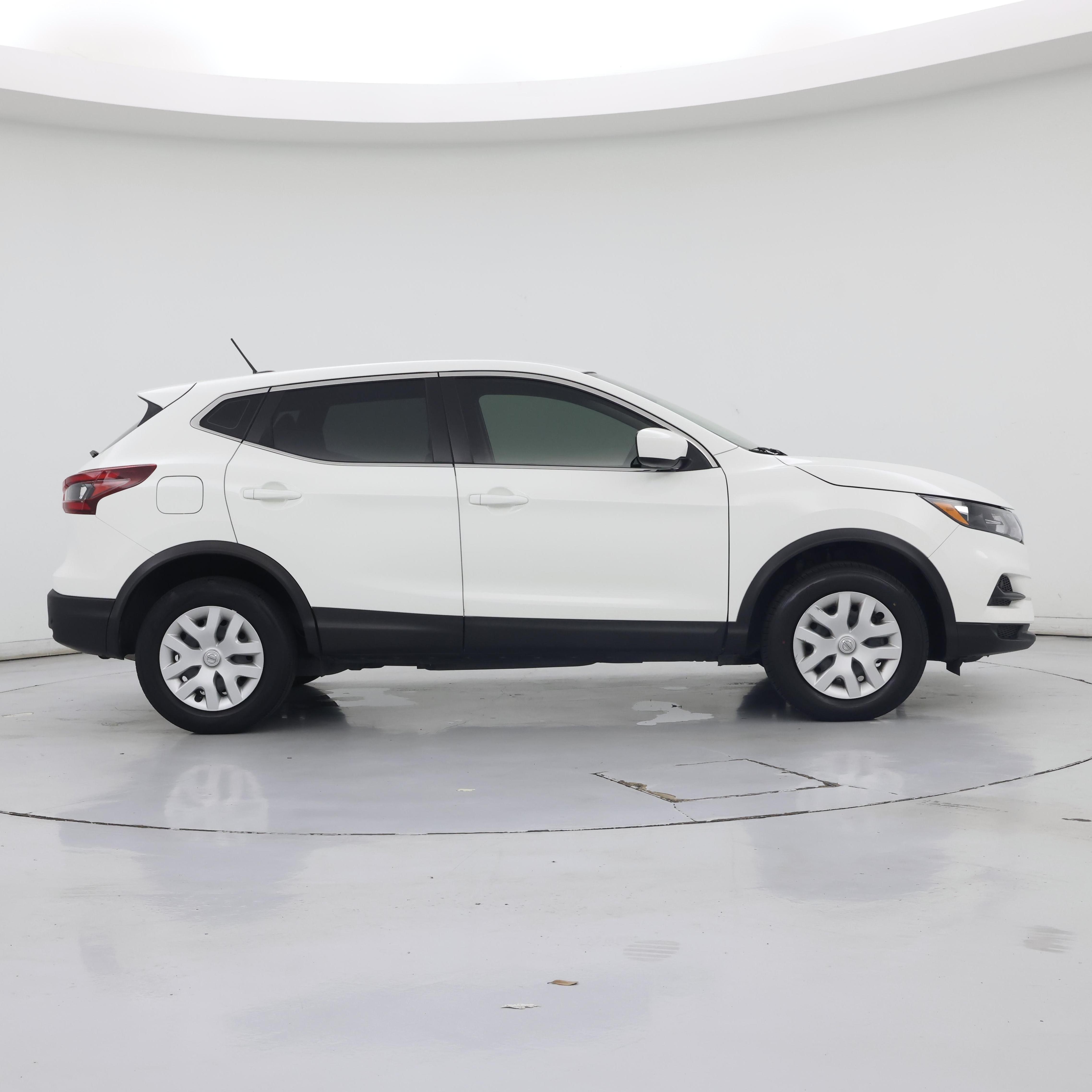Thumbnail: 2020 Nissan Rogue Sport - 7