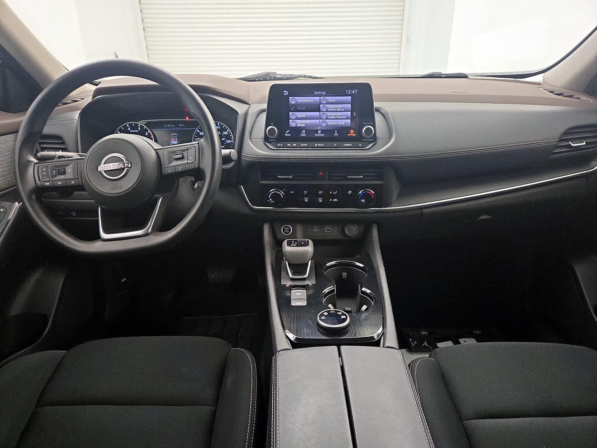 Thumbnail: 2023 Nissan Rogue - 9