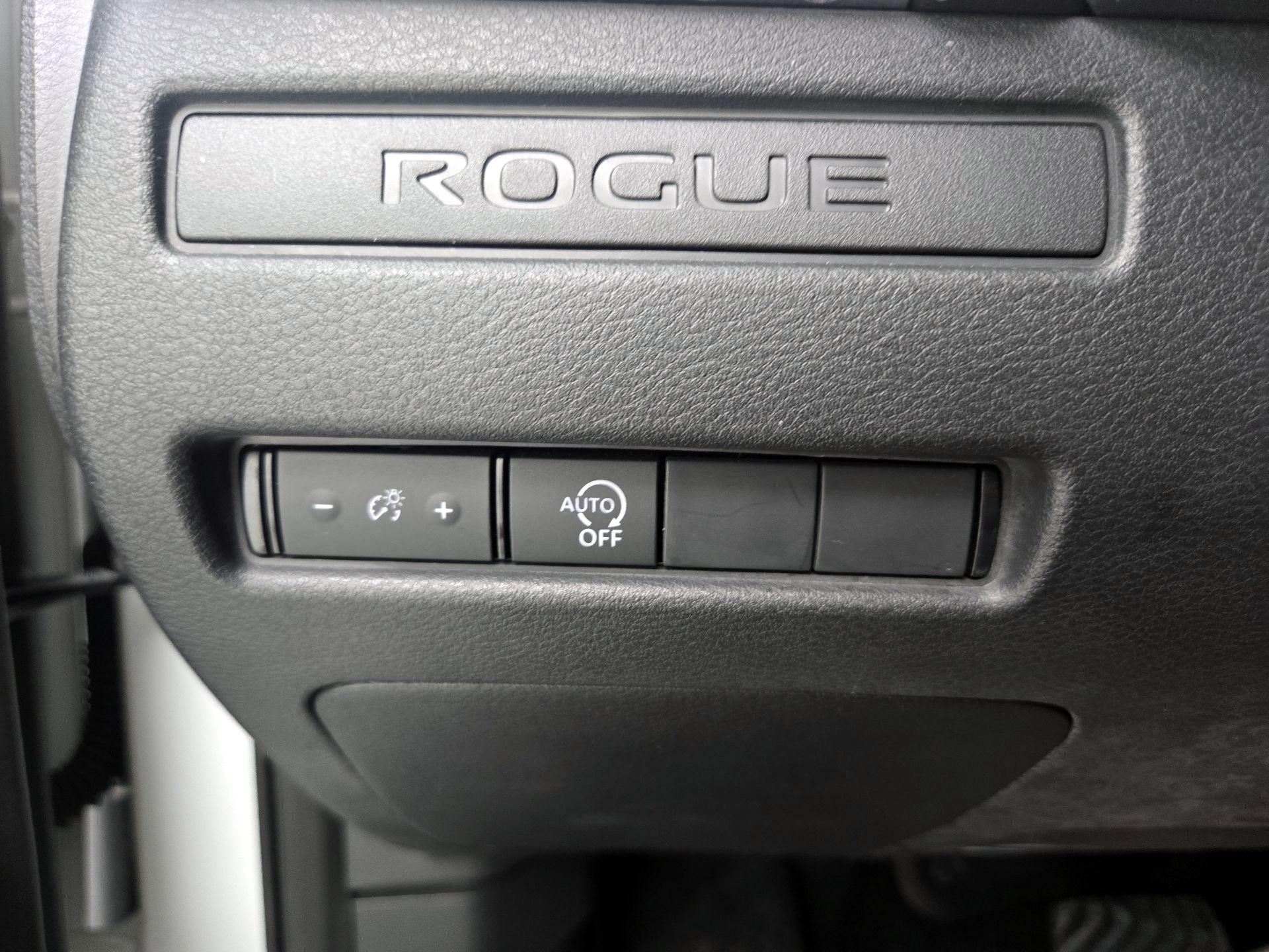 Thumbnail: 2023 Nissan Rogue - 13