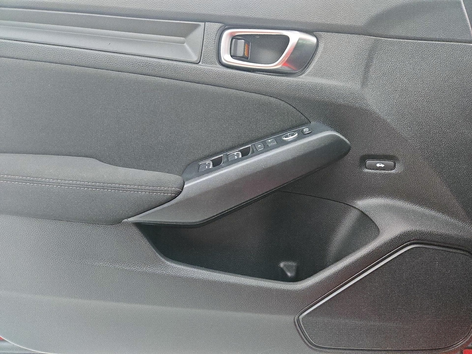 2024 Honda Civic Sport - Photo 13